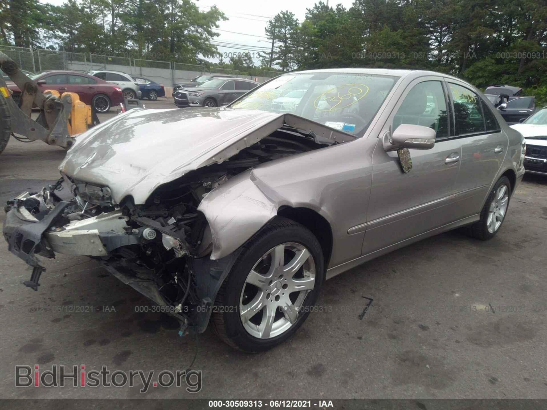 2007 MERCEDES-BENZ E-CLASS - VIN: WDBUF56X87B058307 - Фото 2