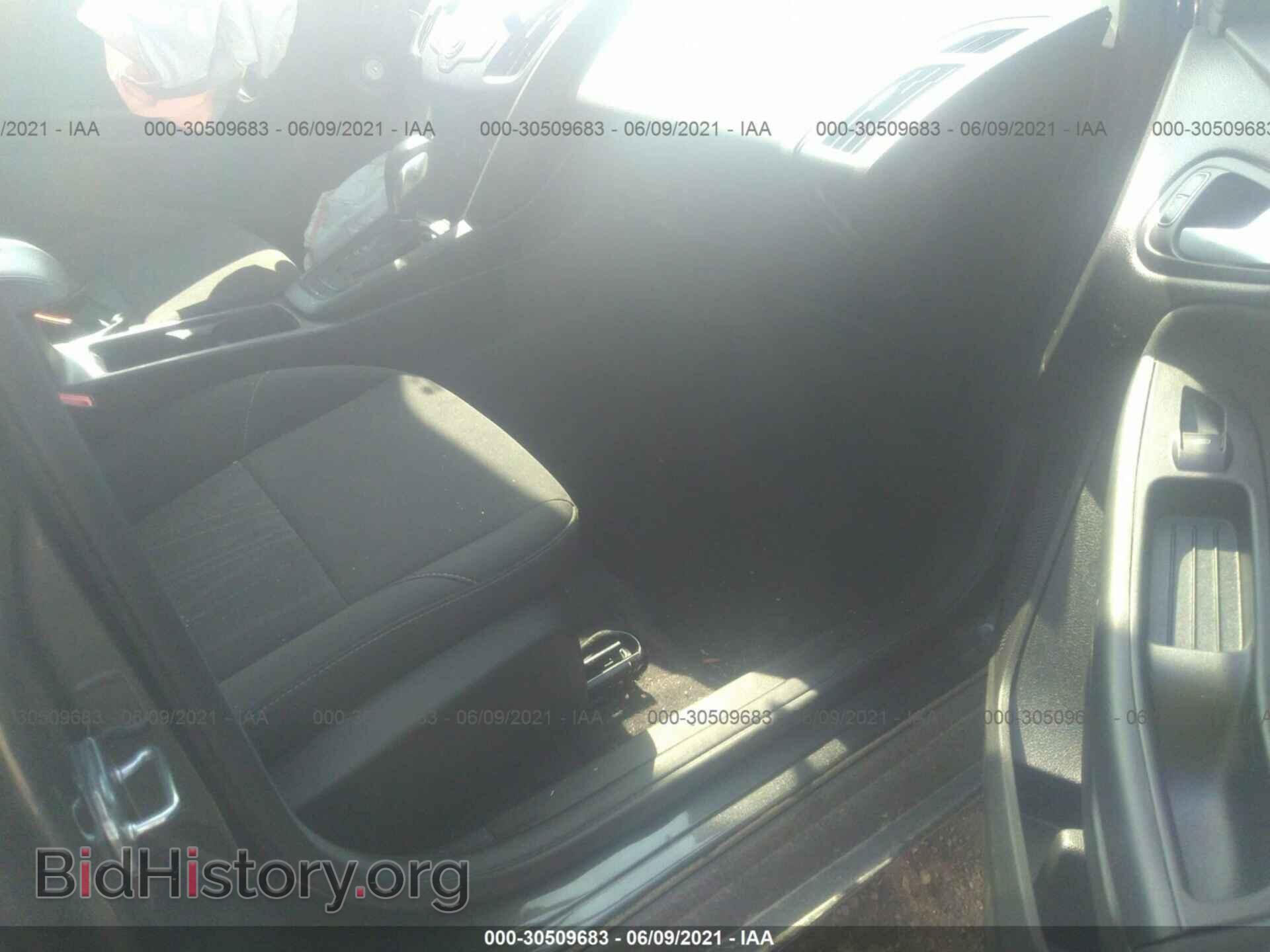 2017 FORD FOCUS - VIN: 1FADP3F22HL320119 - Фото 5