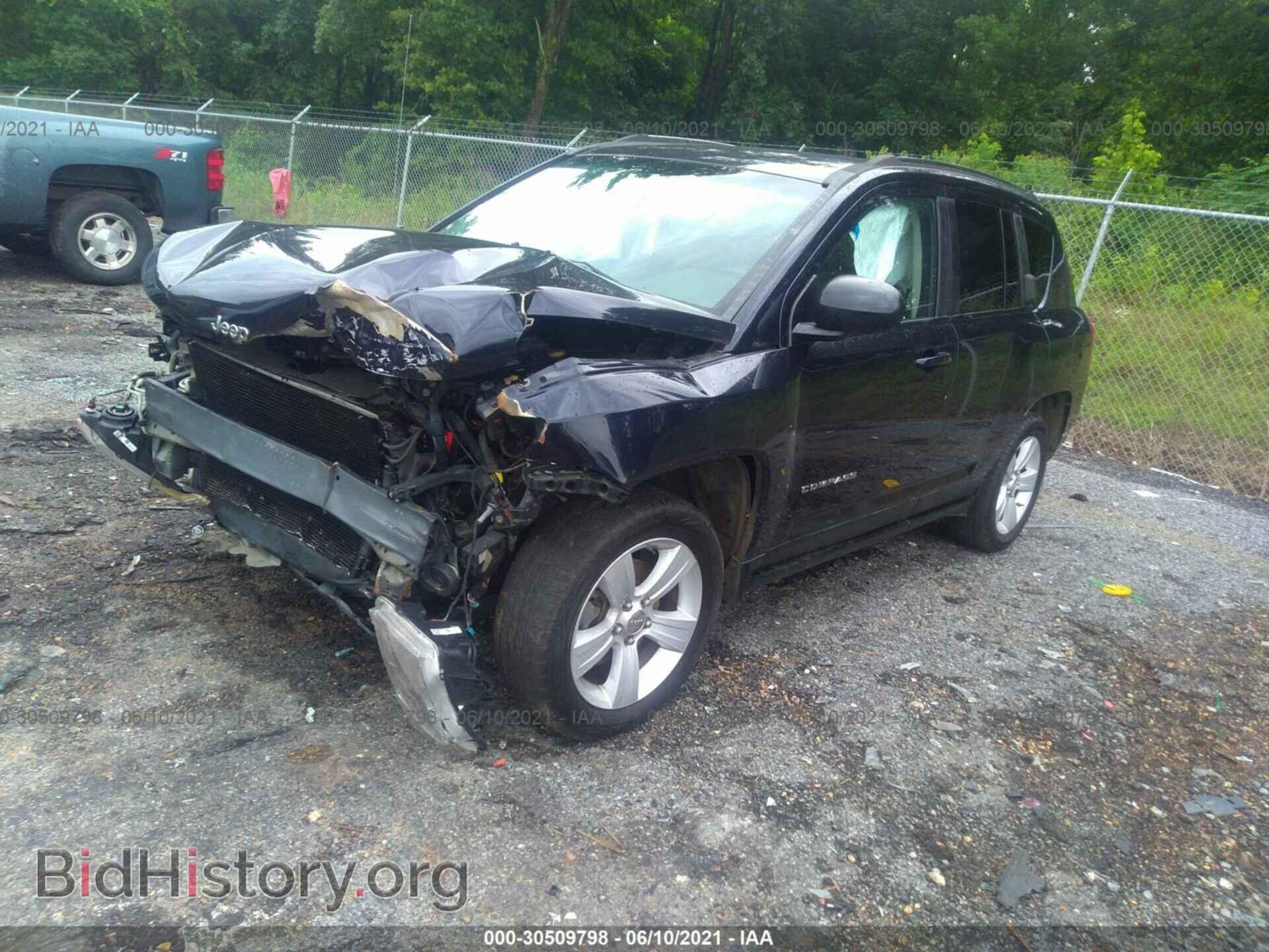 2011 JEEP COMPASS - VIN: 1J4NT1FB4BD189561 - Фото 2