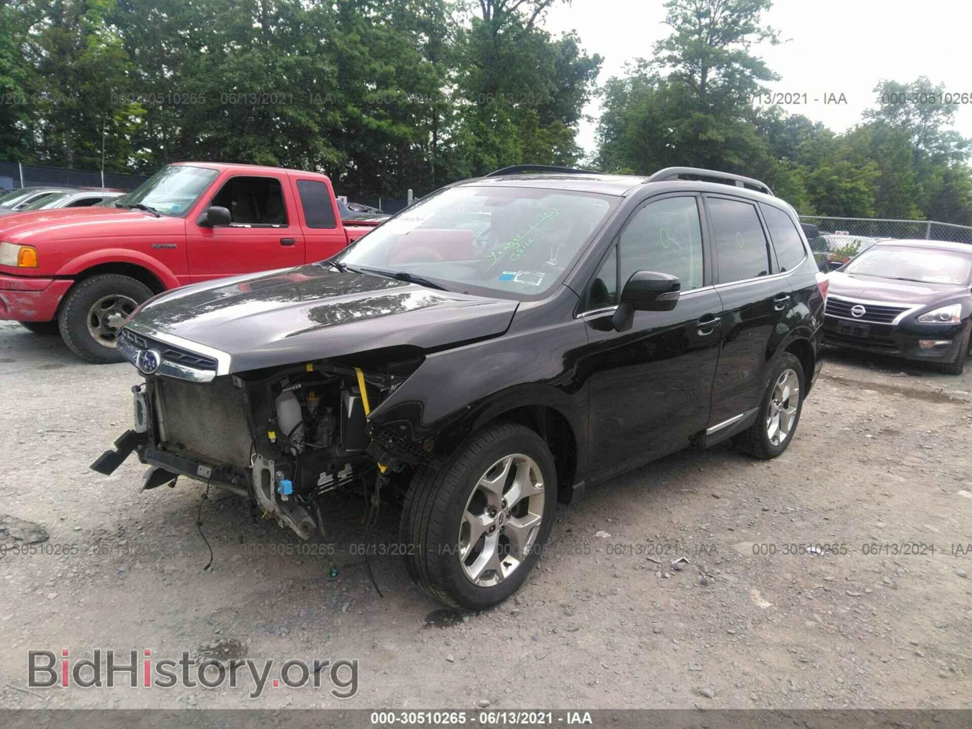 2018 SUBARU FORESTER - VIN: JF2SJAWC8JH606082 - Фото 2