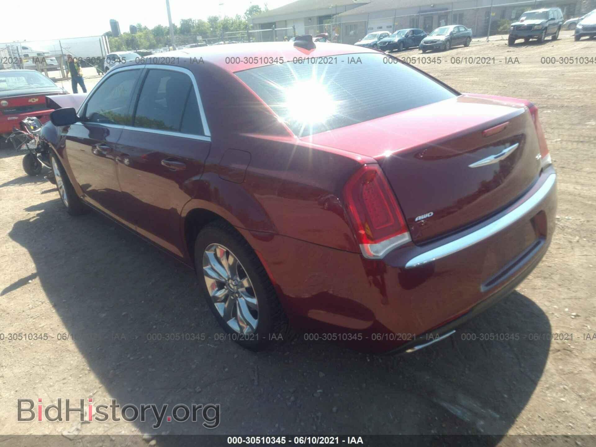 2016 CHRYSLER 300 - VIN: 2C3CCARG1GH224785 - Фото 3