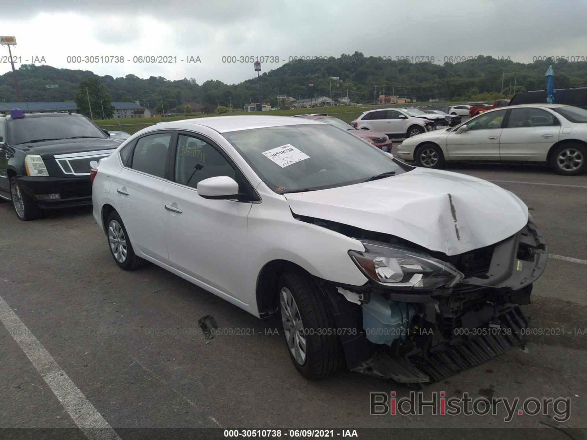 Photo 3N1AB7AP4KY361004 - NISSAN SENTRA 2019