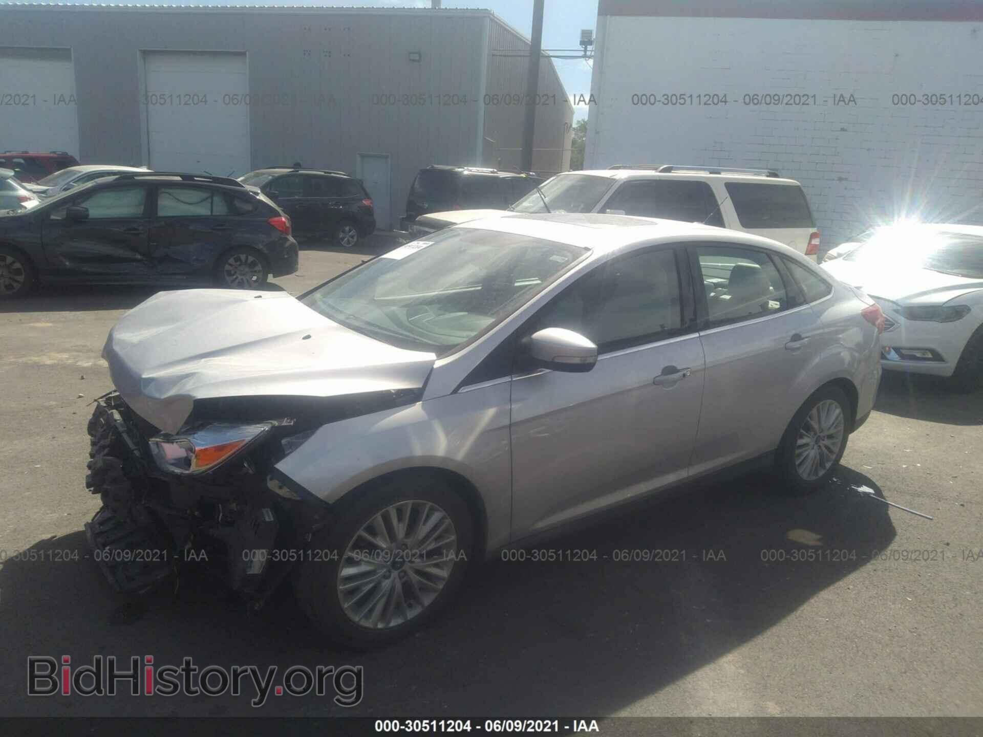 2018 FORD FOCUS - VIN: 1FADP3J27JL323661 - Фото 2