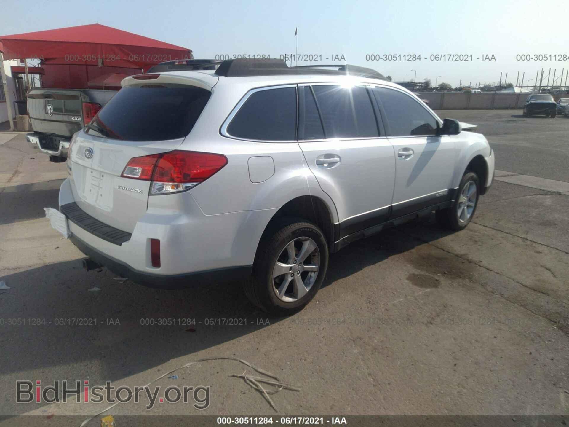 2013 SUBARU OUTBACK - VIN: 4S4BRCCC2D3268232 - Photo 4