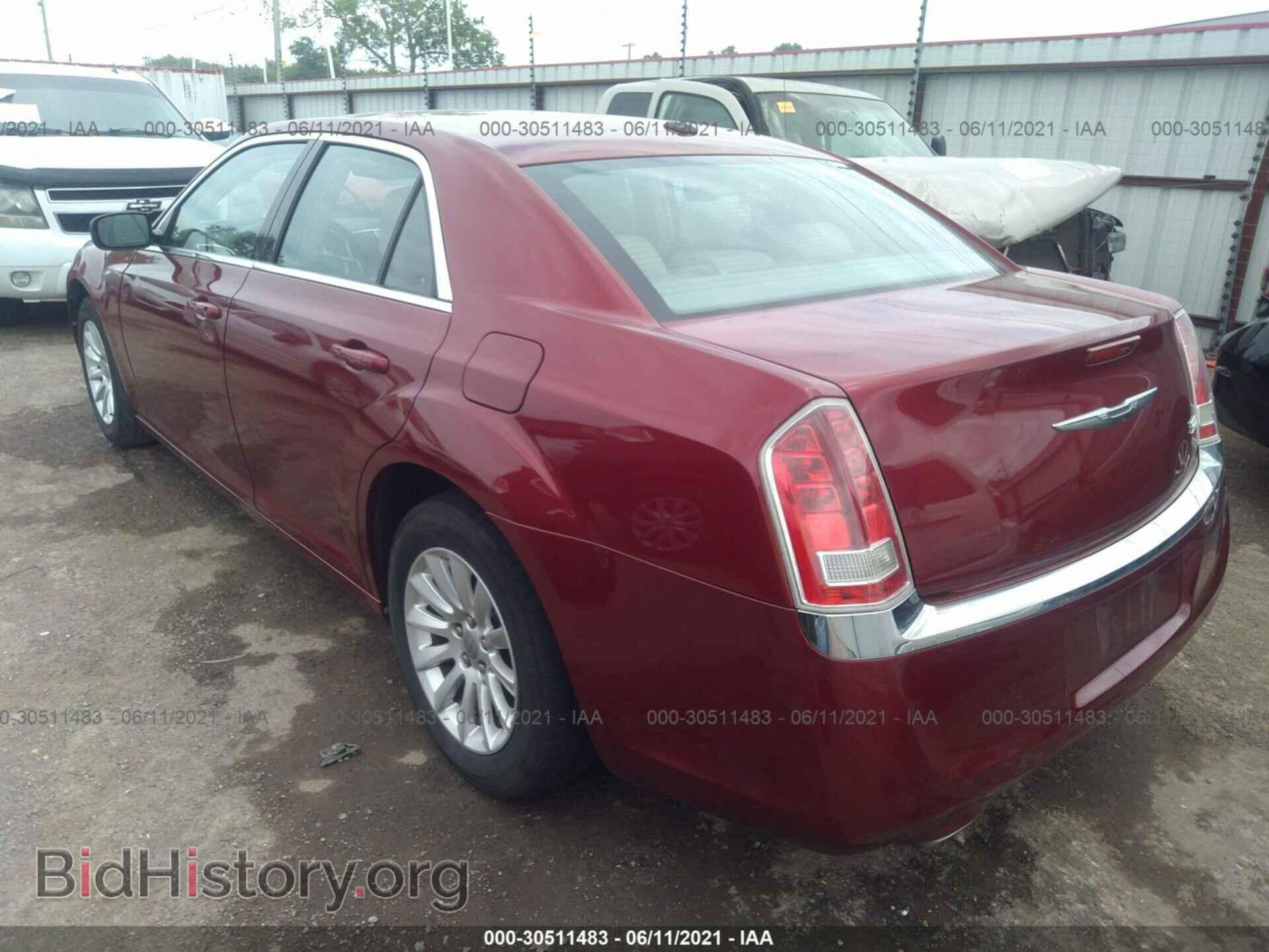 2013 CHRYSLER 300 - VIN: 2C3CCAAG3DH558646 - Фото 3