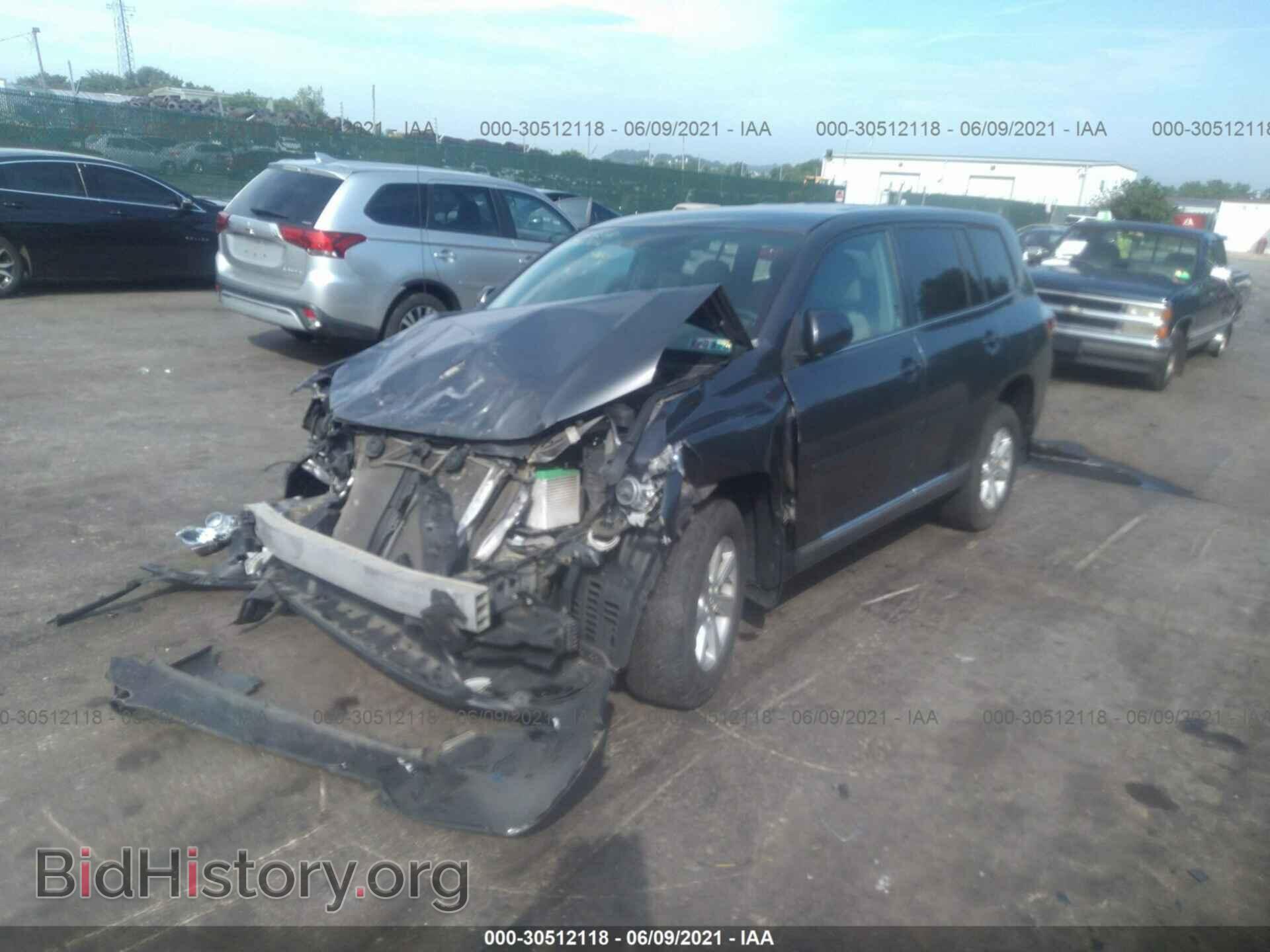 2012 TOYOTA HIGHLANDER - VIN: 5TDBK3EH2CS153080 - Фото 2