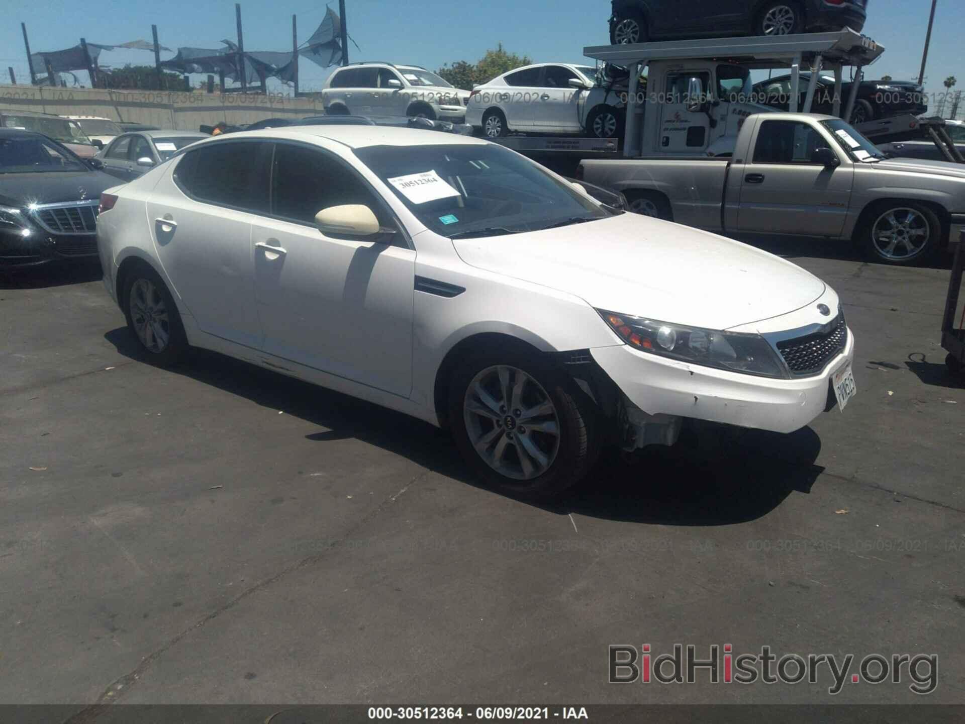 Photo KNAGN4A72B5055894 - KIA OPTIMA 2011