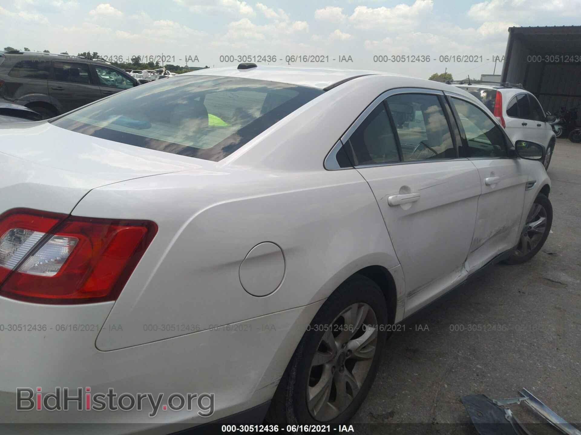 2011 FORD TAURUS - VIN: 1FAHP2EW7BG104363 - Фото 4
