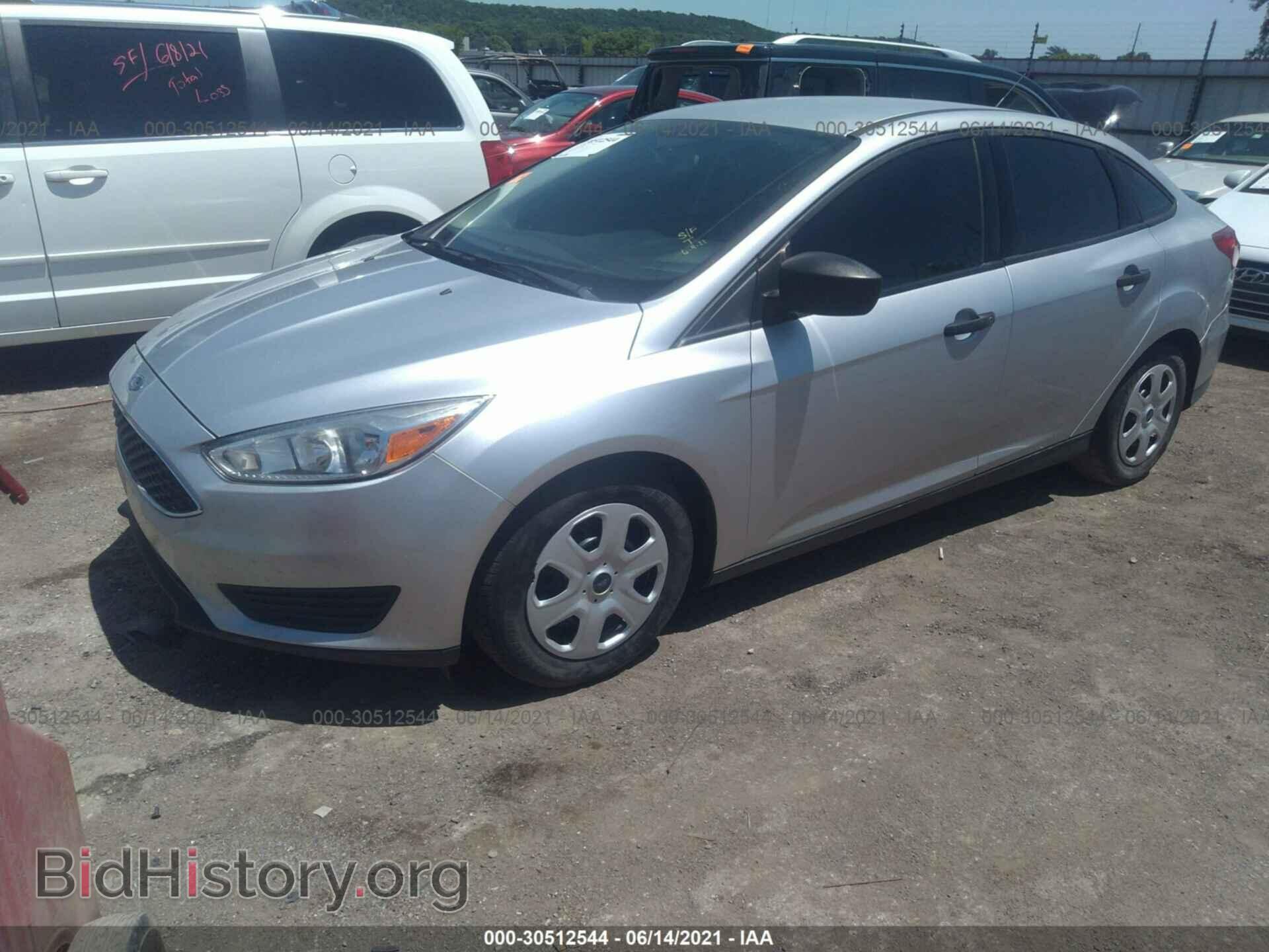 2016 FORD FOCUS - VIN: 1FADP3E27GL220873 - Фото 2