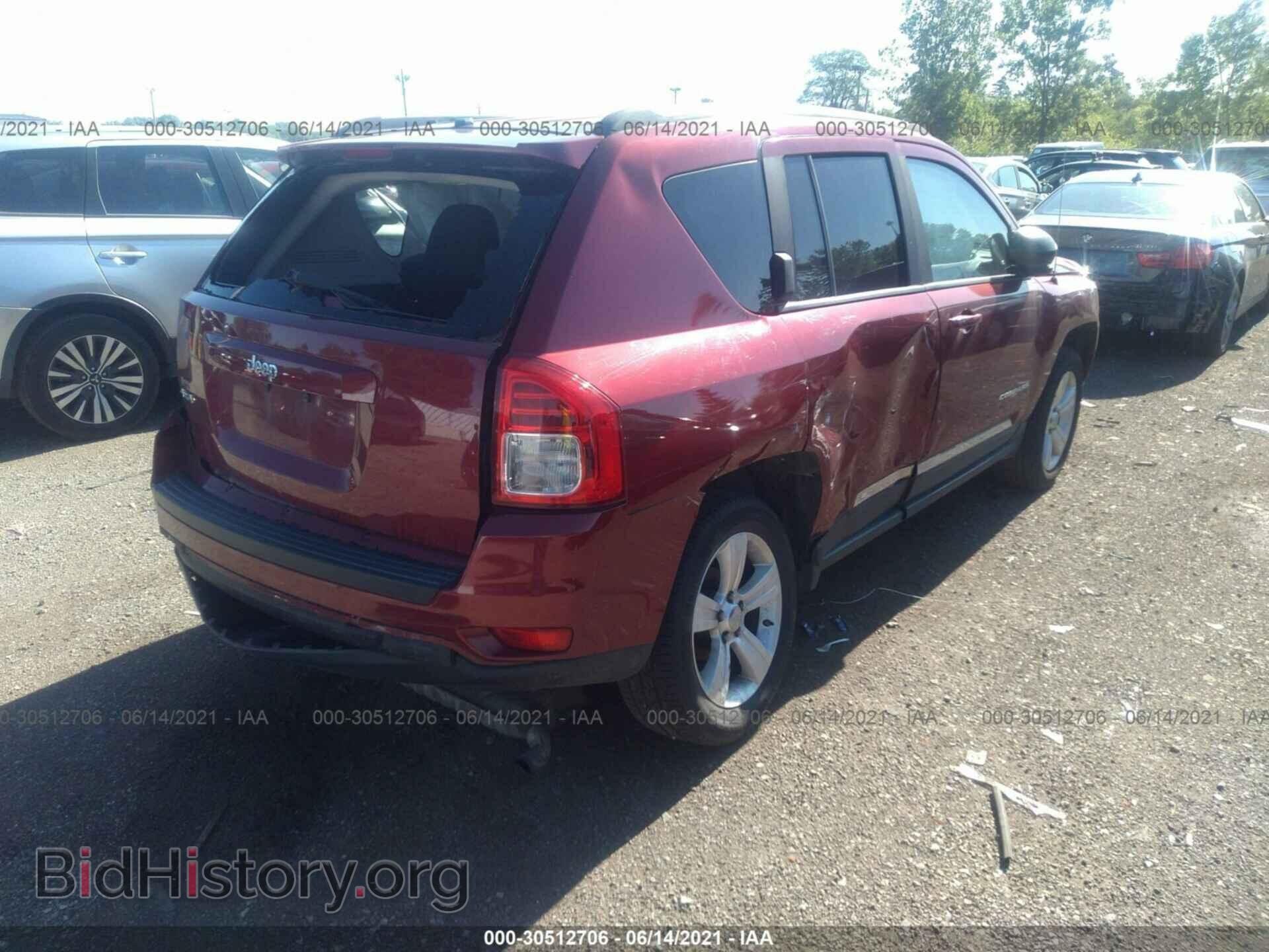 2012 JEEP COMPASS - VIN: 1C4NJDBB0CD524741 - Photo 4