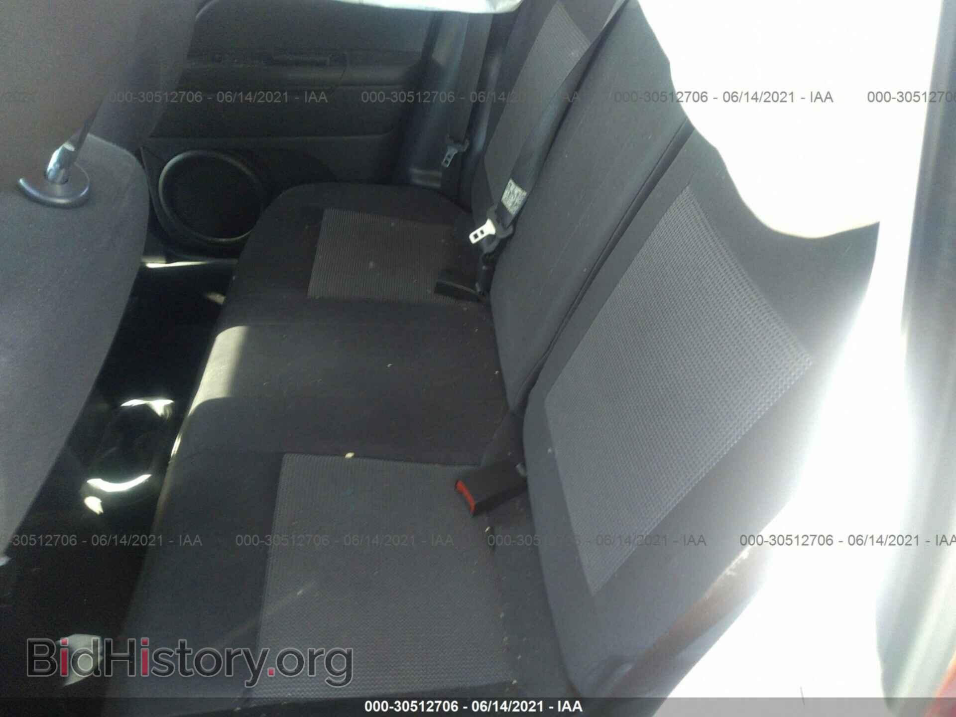 2012 JEEP COMPASS - VIN: 1C4NJDBB0CD524741 - Photo 8