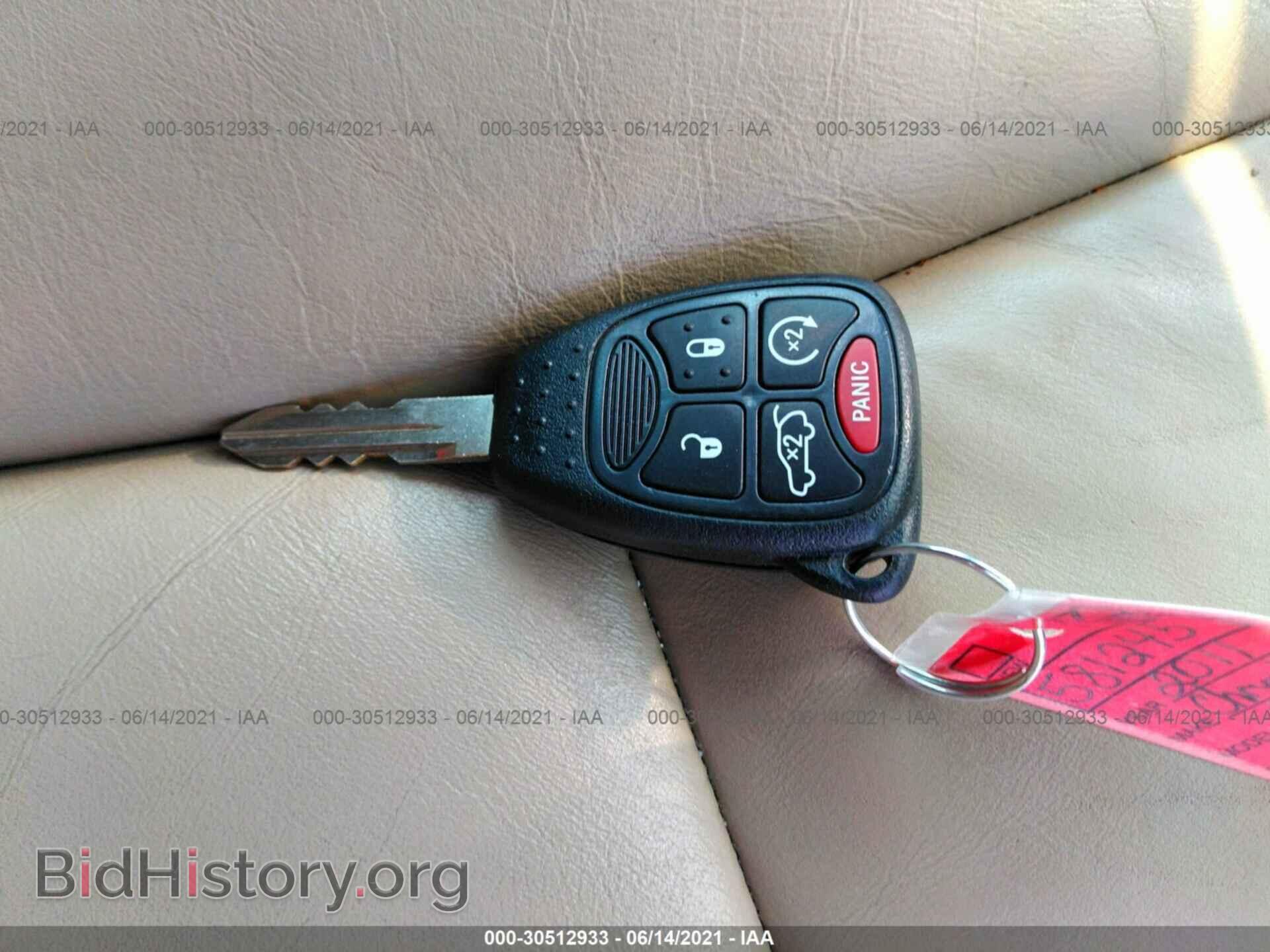 2011 CHRYSLER 200 - VIN: 1C3BC2FB8BN581245 - Фото 11