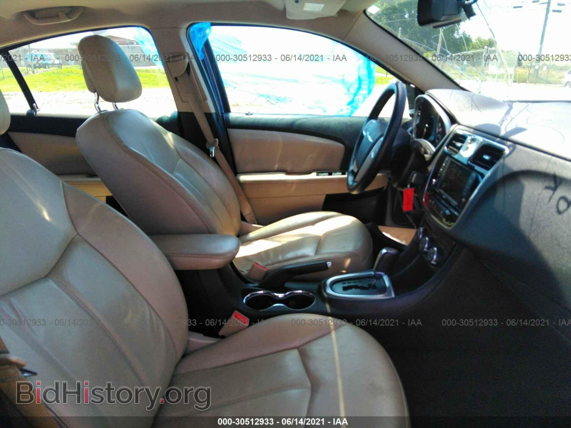 2011 CHRYSLER 200 - VIN: 1C3BC2FB8BN581245 - Фото 5