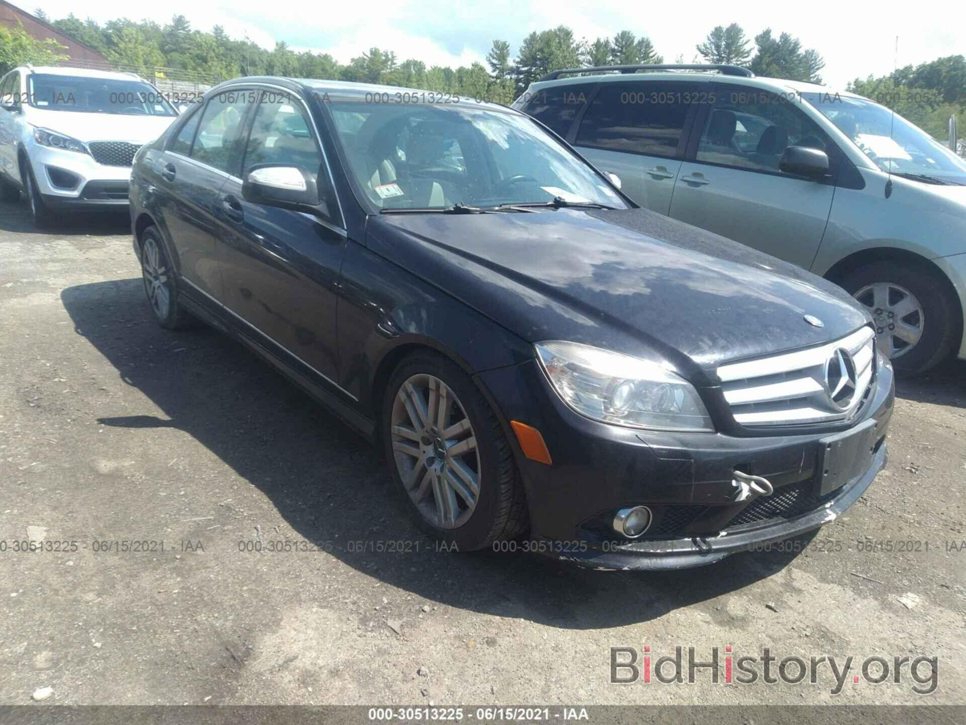 Photo WDDGF81X59R084080 - MERCEDES-BENZ C-CLASS 2009