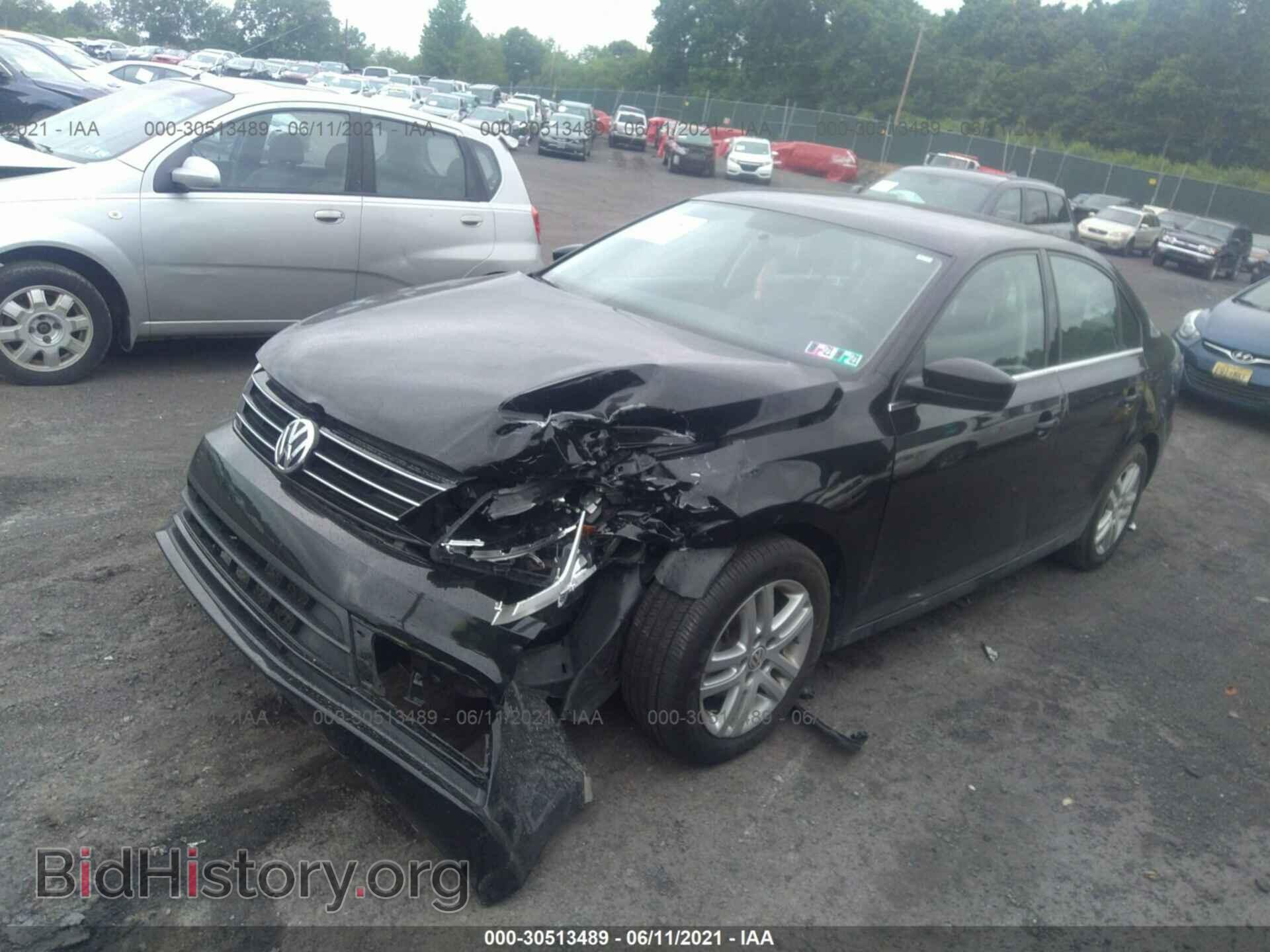 2017 VOLKSWAGEN JETTA - VIN: 3VW2B7AJ7HM364330 - Фото 2