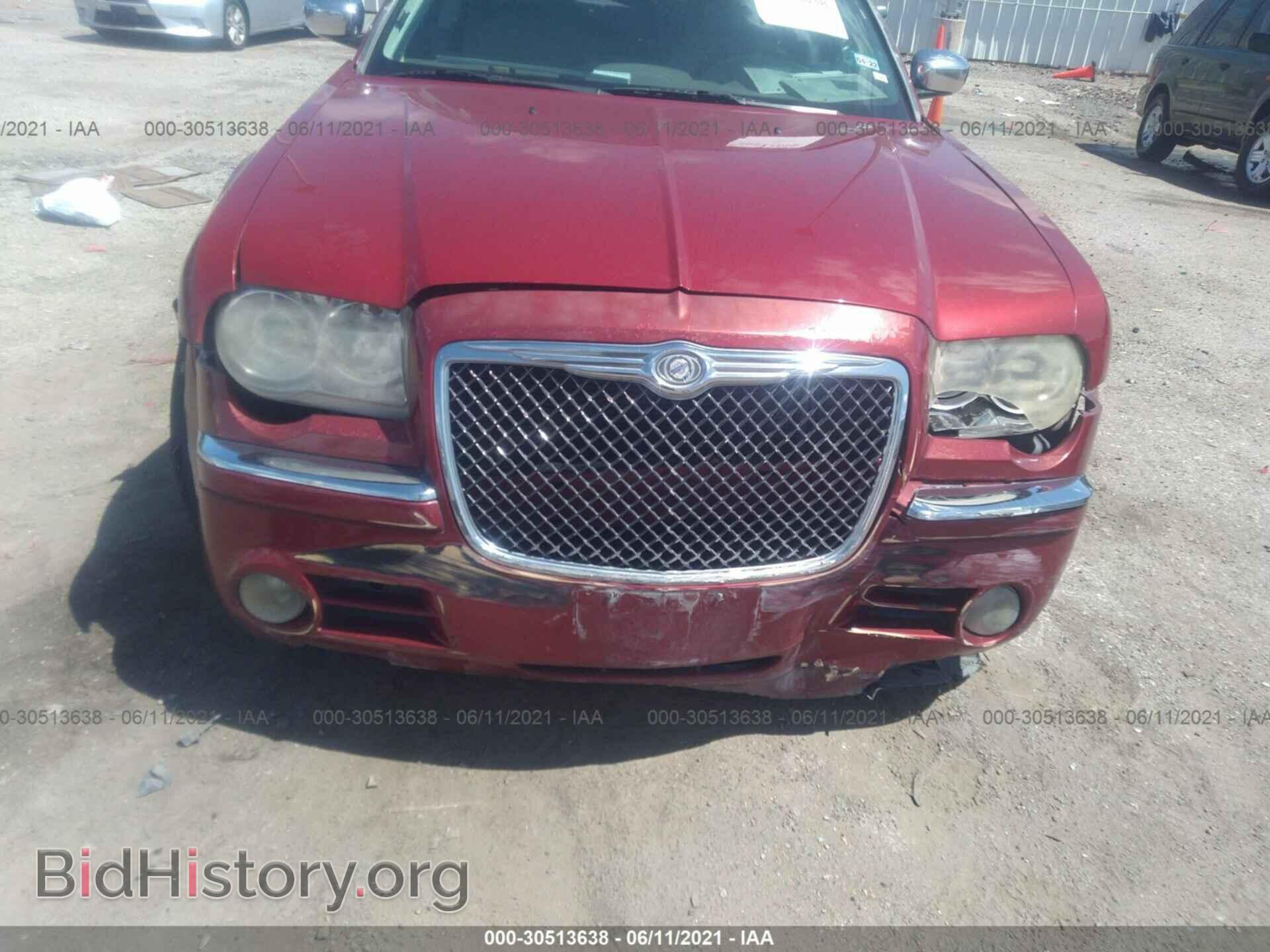 2010 CHRYSLER 300 - VIN: 2C3CA3CV3AH211052 - Фото 6
