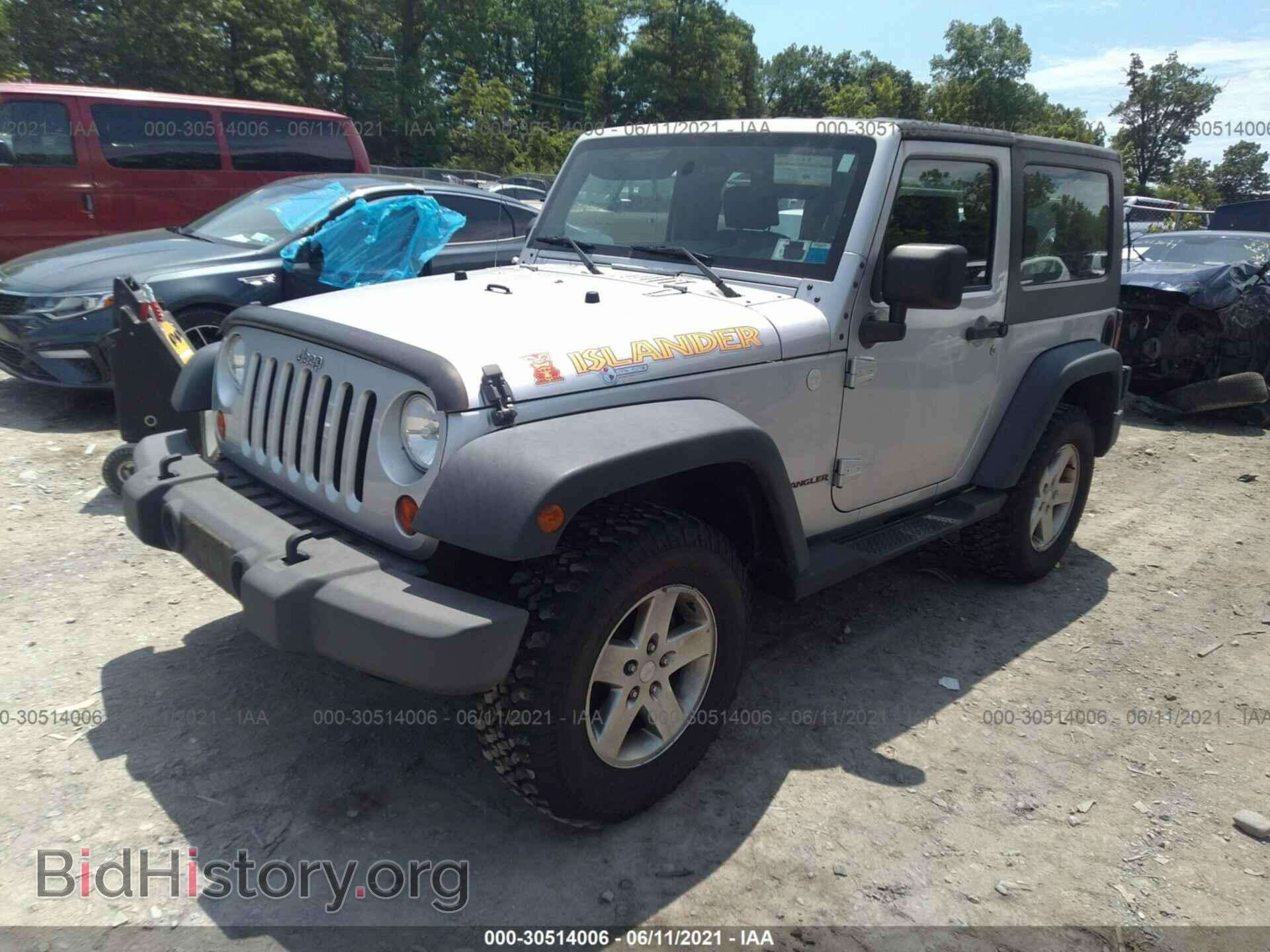 2010 JEEP WRANGLER - VIN: 1J4AA2D13AL178155 - Фото 2