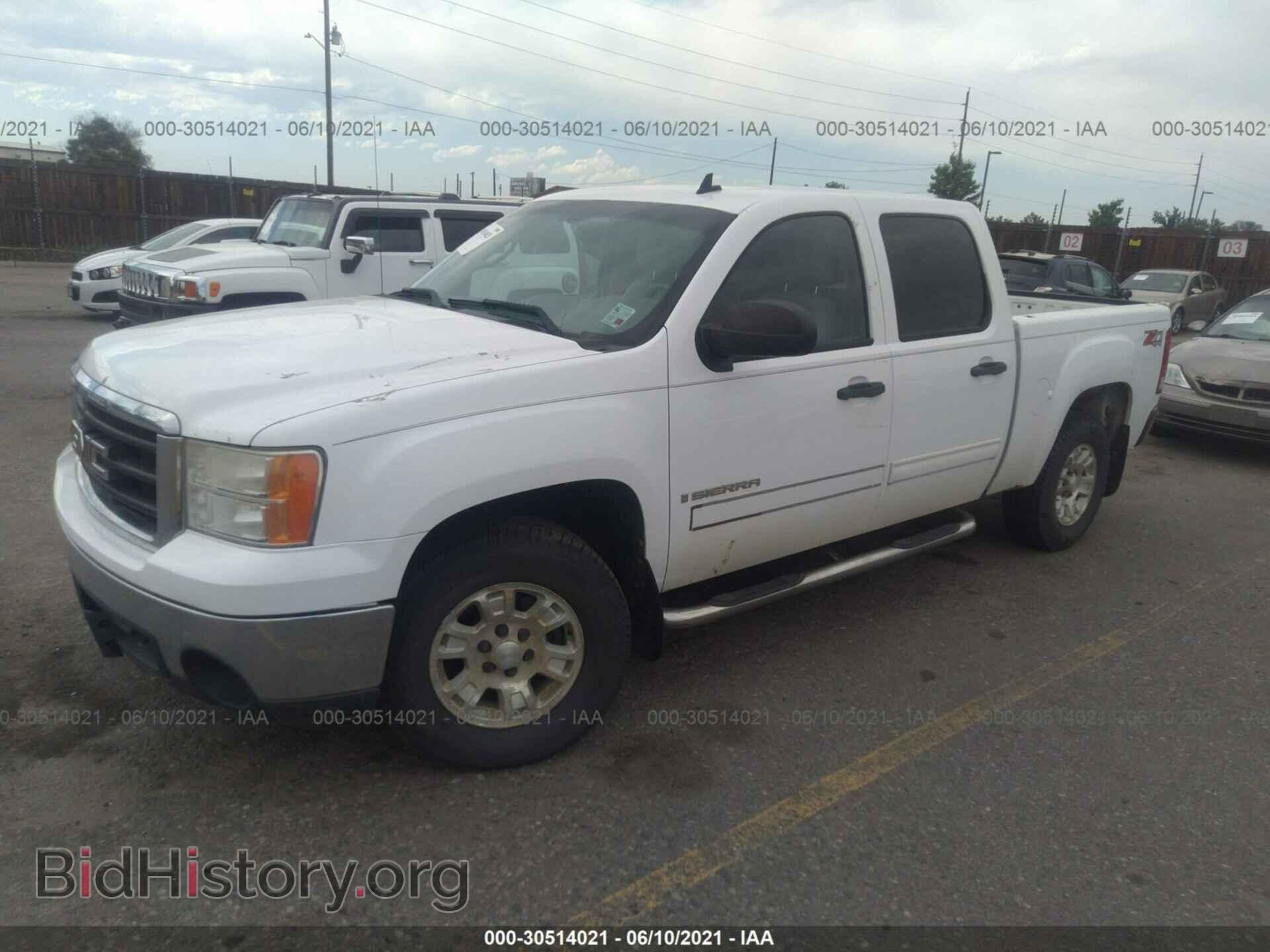 2007 GMC SIERRA 1500 - VIN: 3GTEK13357G535665 - Фото 2