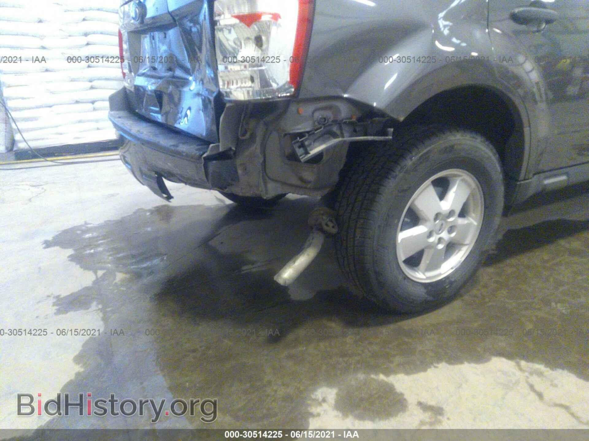 2011 FORD ESCAPE - VIN: 1FMCU9D76BKB98793 - Photo 6