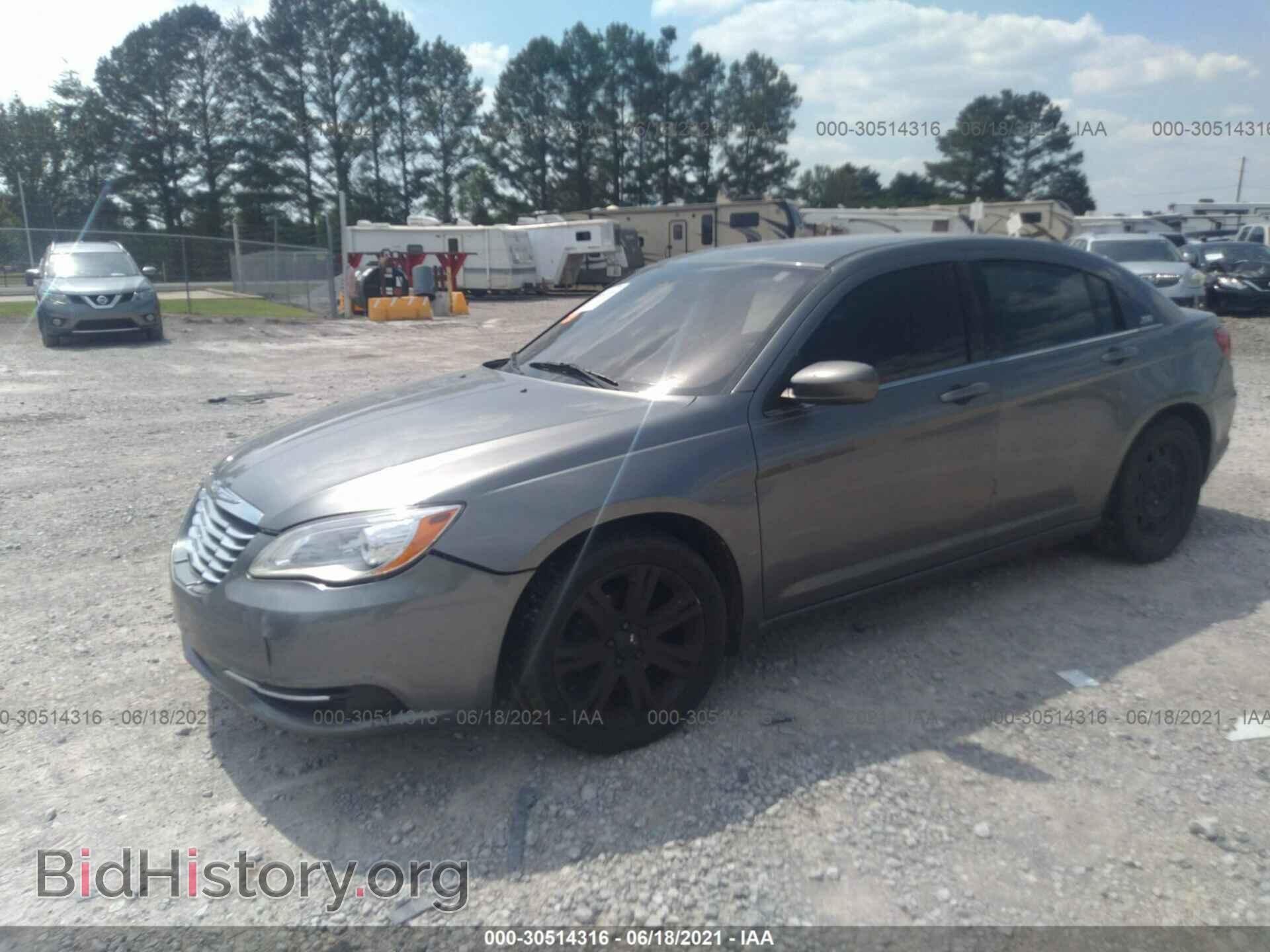 2012 CHRYSLER 200 - VIN: 1C3CCBBG3CN300492 - Фото 2