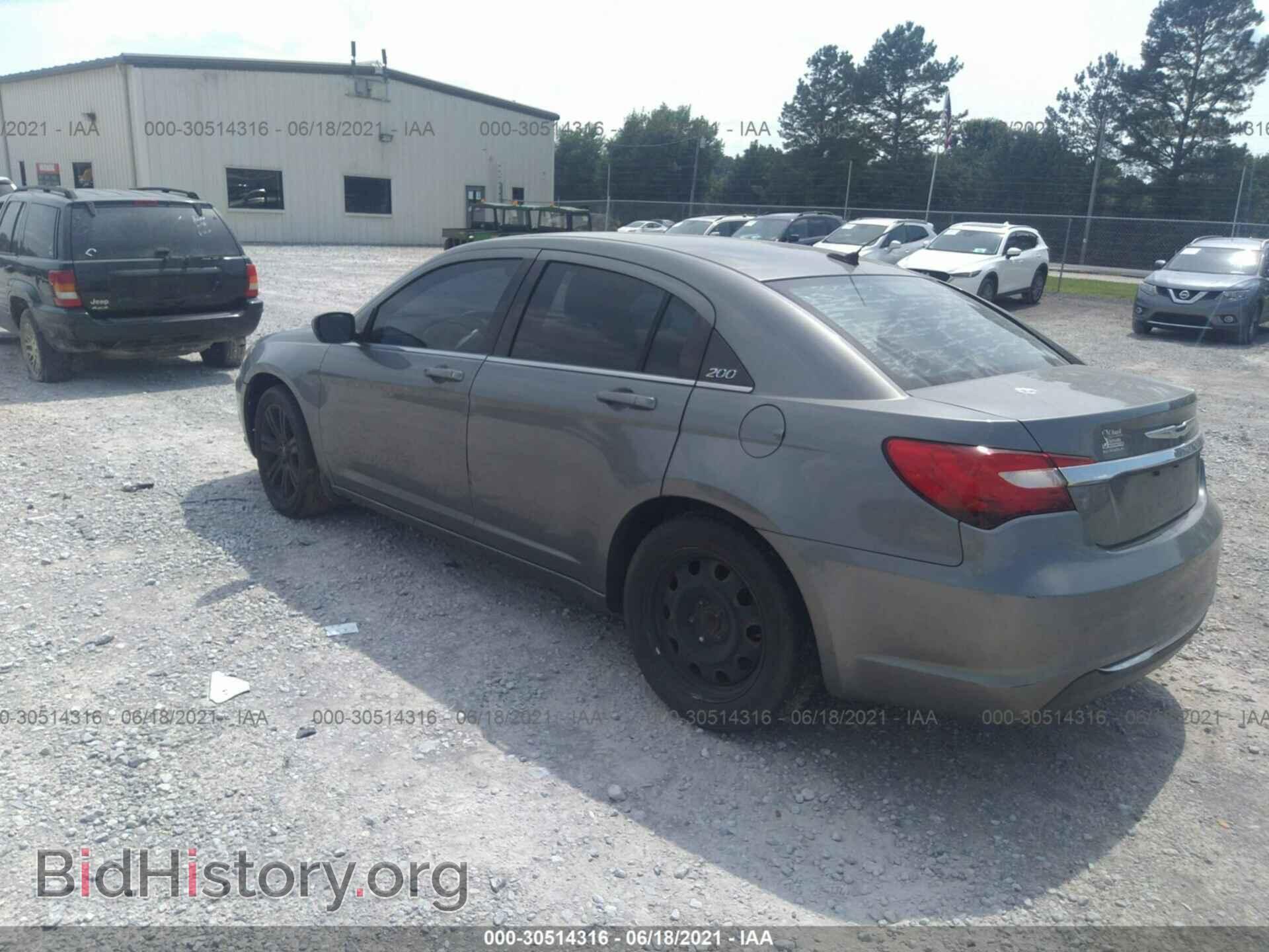 2012 CHRYSLER 200 - VIN: 1C3CCBBG3CN300492 - Фото 3