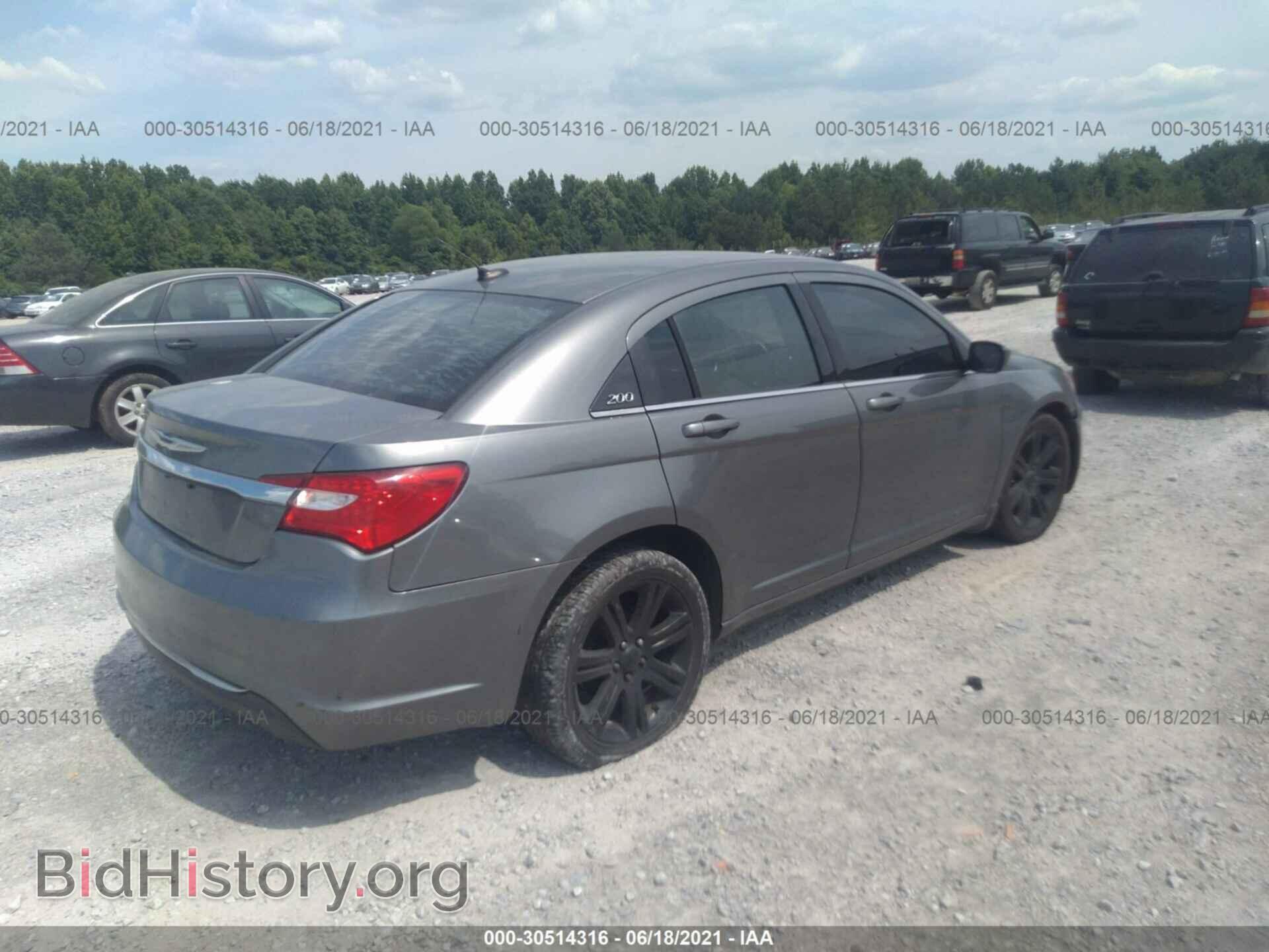 2012 CHRYSLER 200 - VIN: 1C3CCBBG3CN300492 - Фото 4
