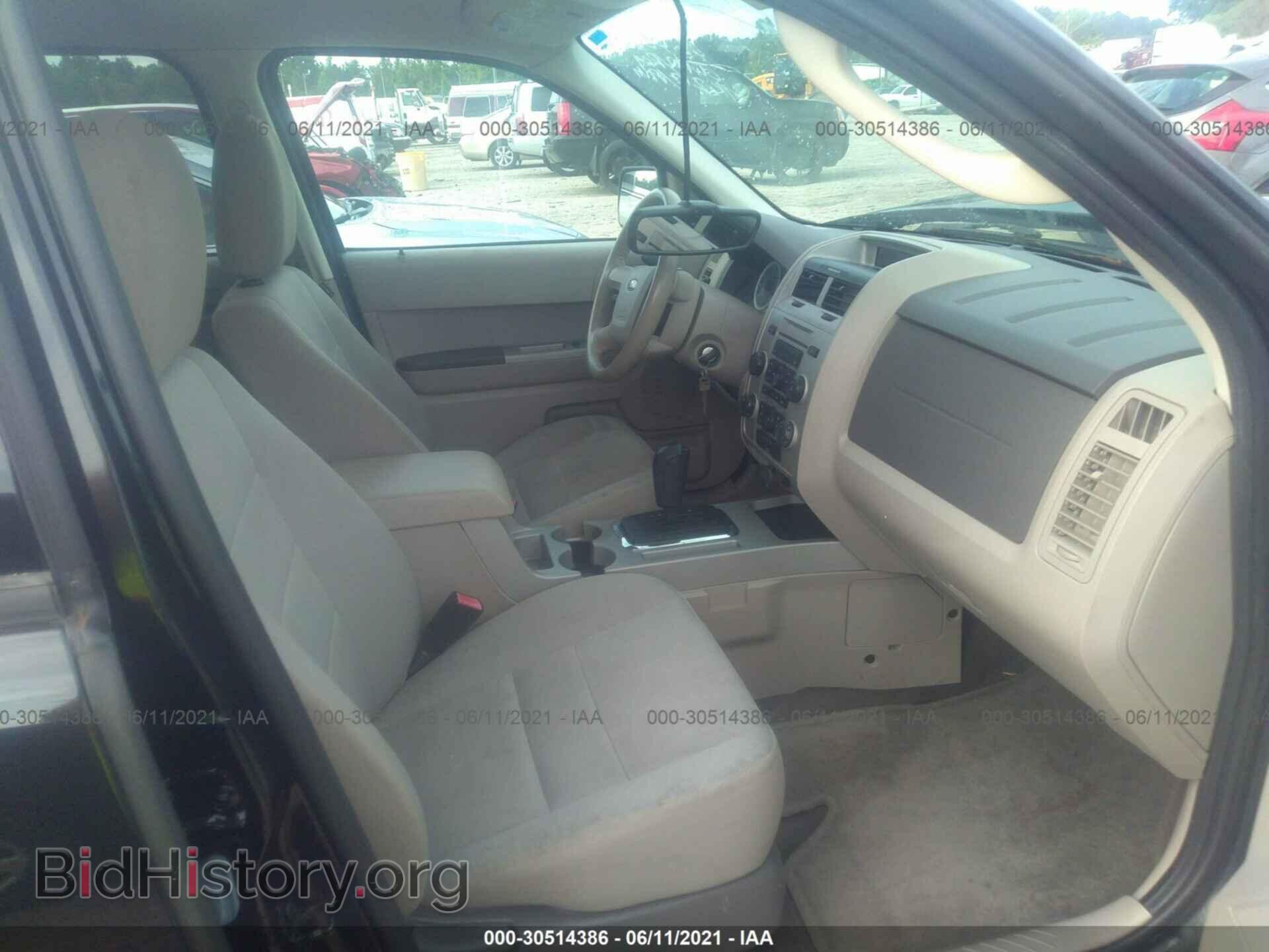 2011 FORD ESCAPE - VIN: 1FMCU0D75BKC25638 - Фото 5