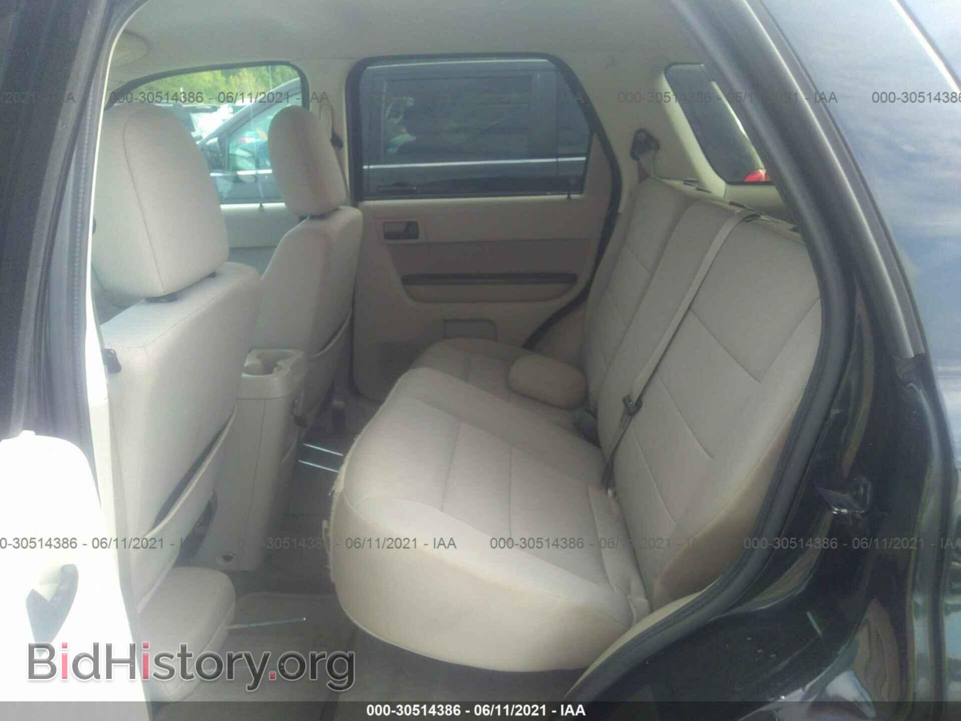 2011 FORD ESCAPE - VIN: 1FMCU0D75BKC25638 - Фото 8