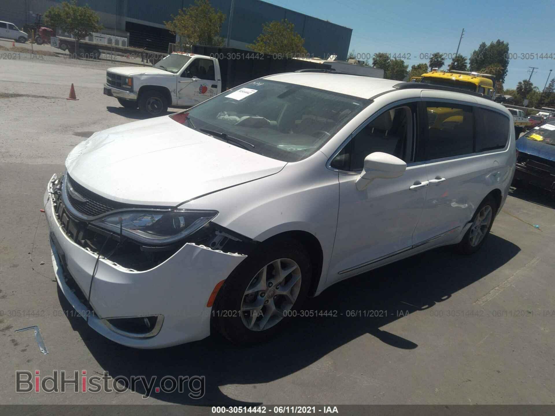 2017 CHRYSLER PACIFICA - VIN: 2C4RC1BG3HR538403 - Фото 2