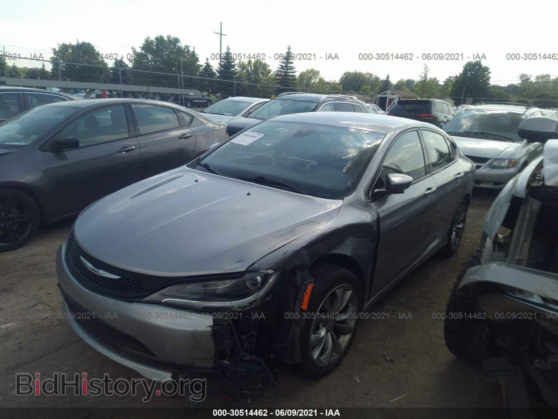 2016 CHRYSLER 200 - VIN: 1C3CCCBB0GN108141 - Фото 2