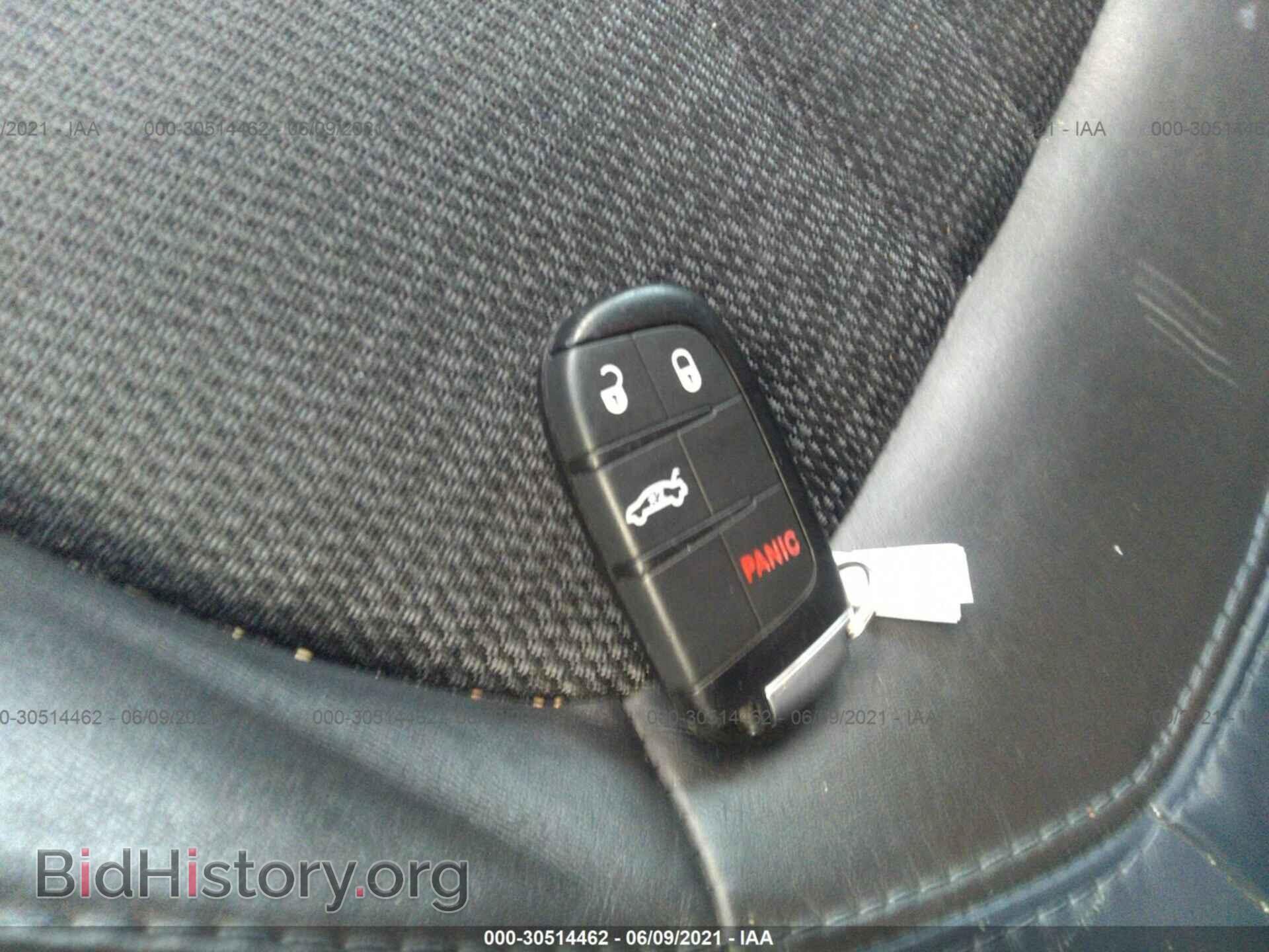 2016 CHRYSLER 200 - VIN: 1C3CCCBB0GN108141 - Фото 11