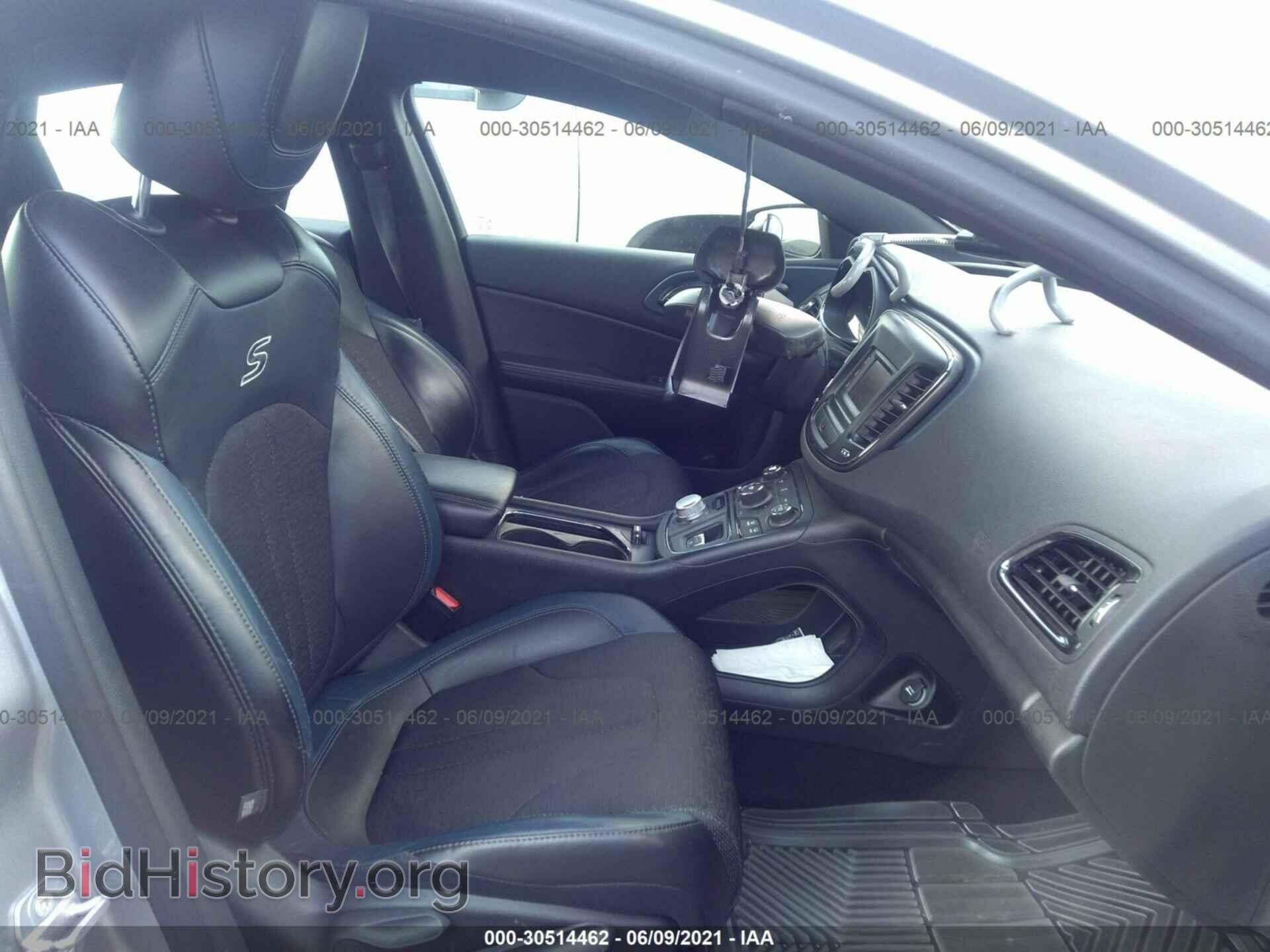 2016 CHRYSLER 200 - VIN: 1C3CCCBB0GN108141 - Фото 5