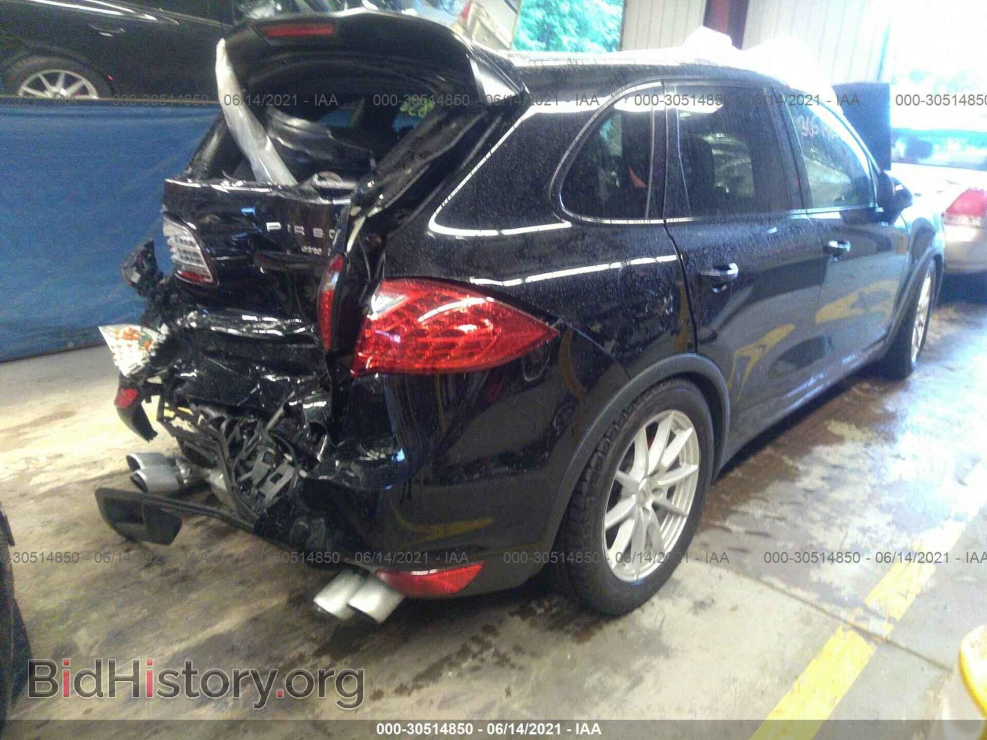 2011 PORSCHE CAYENNE - VIN: WP1AC2A22BLA82143 - Фото 4