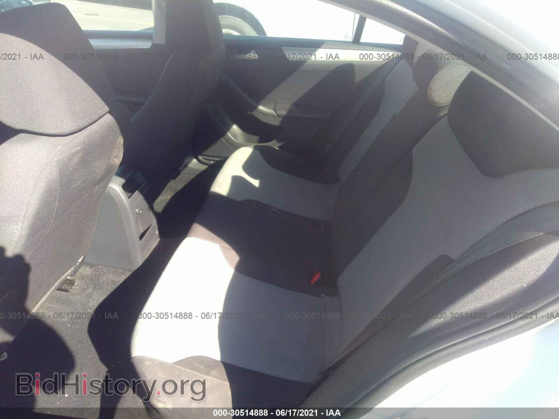 2017 VOLKSWAGEN JETTA - VIN: 3VW2B7AJ7HM268133 - Фото 8