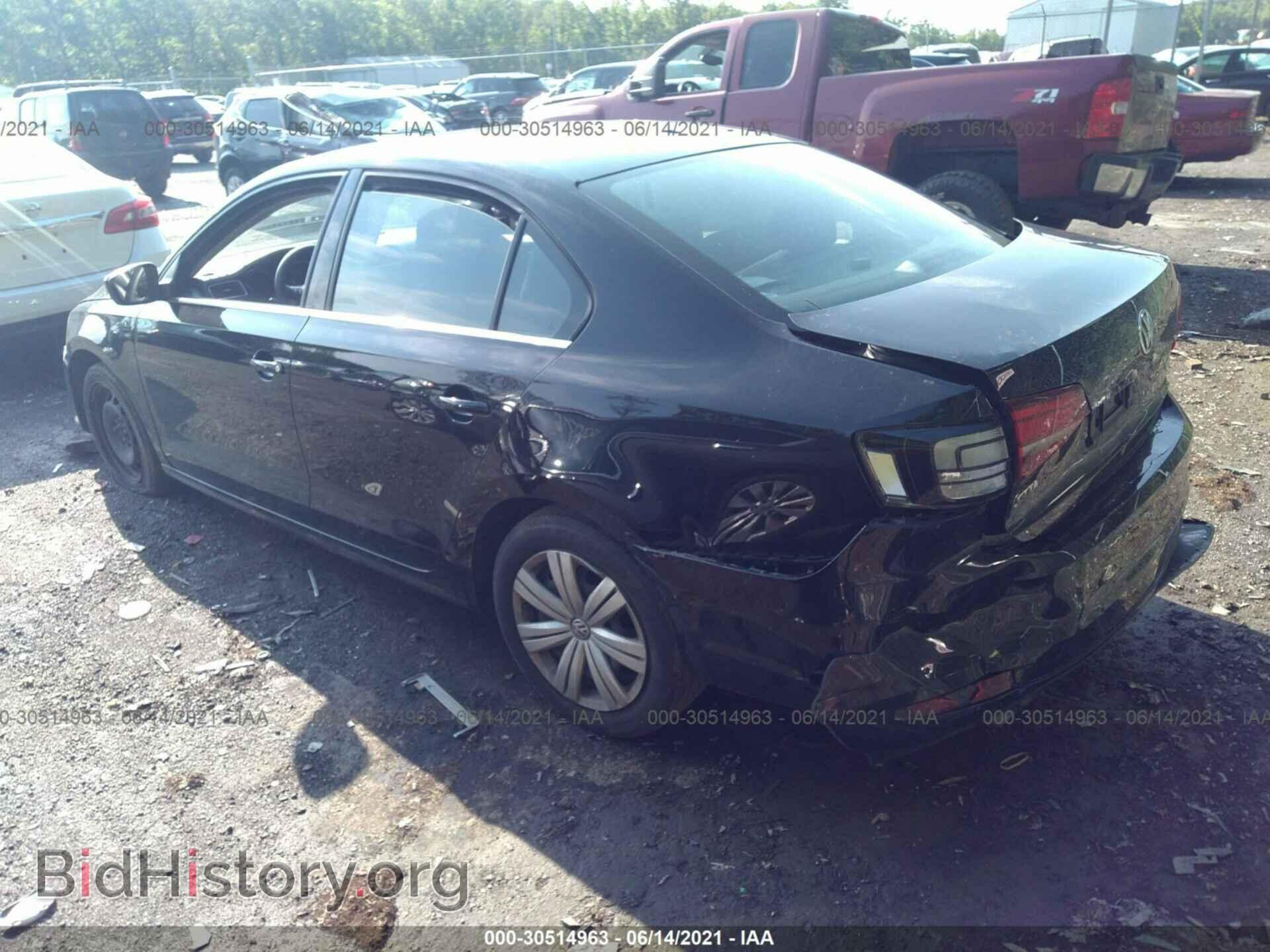2017 VOLKSWAGEN JETTA - VIN: 3VW2B7AJ3HM218426 - Фото 3