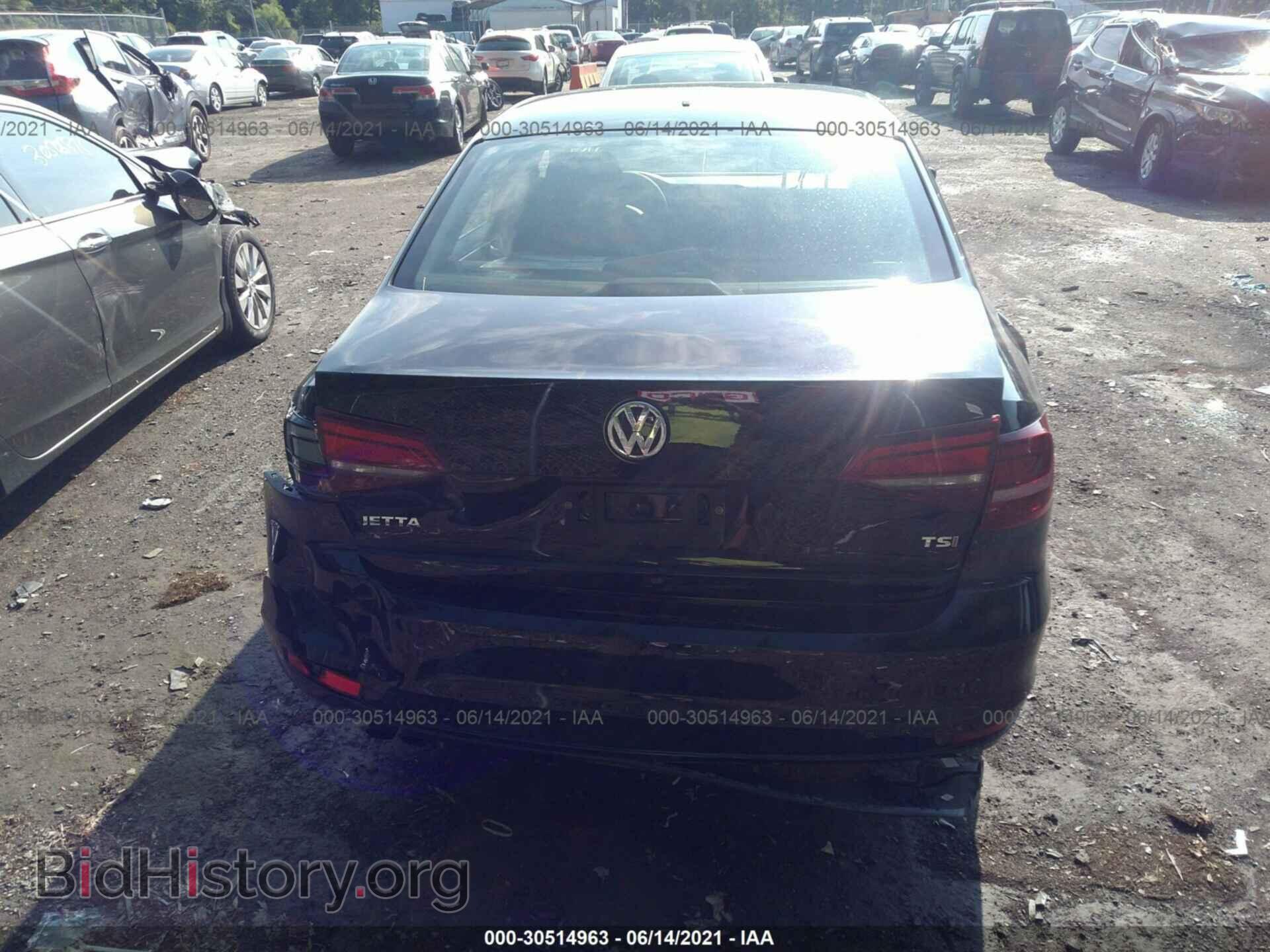 2017 VOLKSWAGEN JETTA - VIN: 3VW2B7AJ3HM218426 - Фото 6
