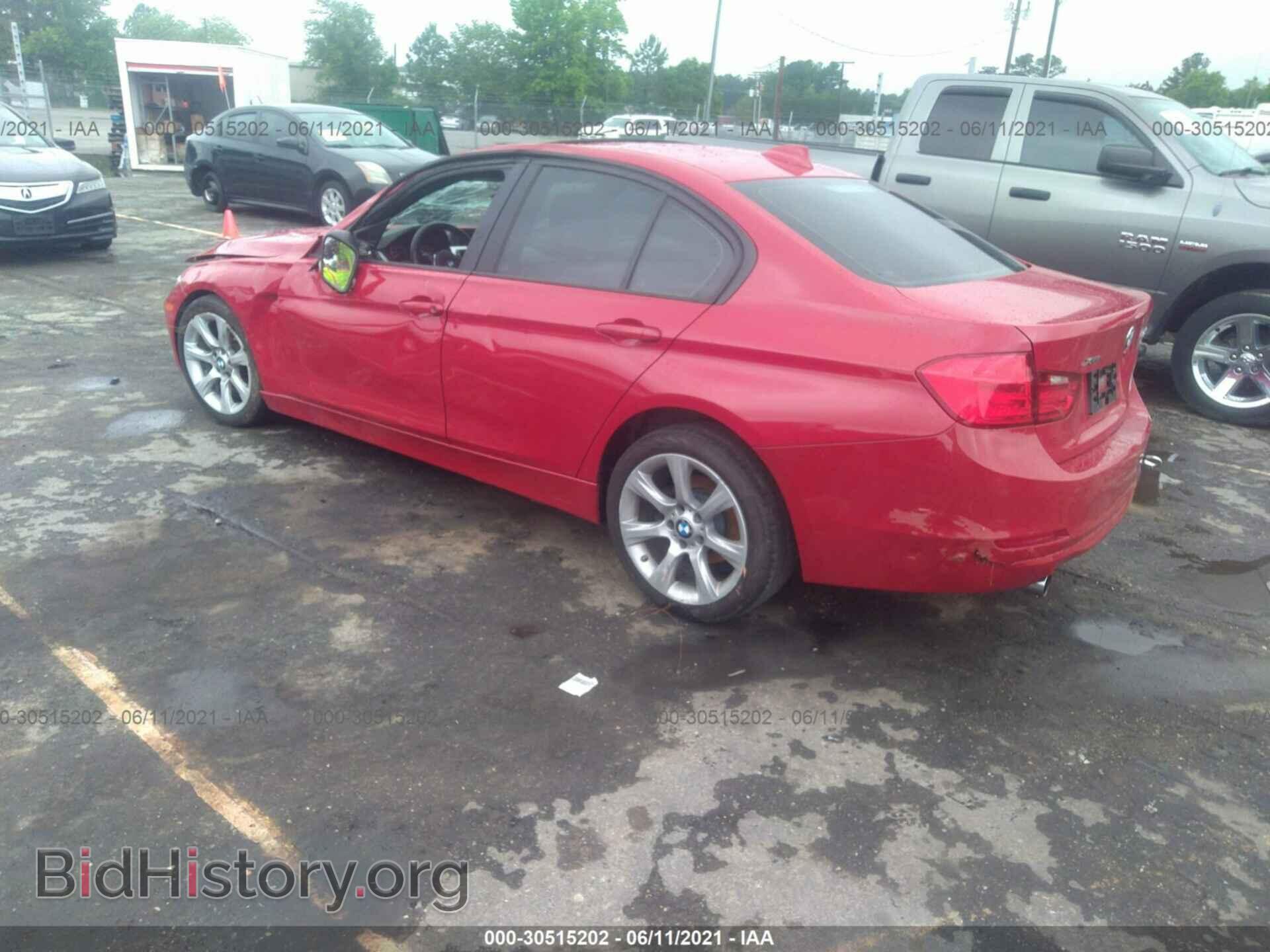 2013 BMW 3 SERIES - VIN: WBA3C3C56DF979357 - Фото 3