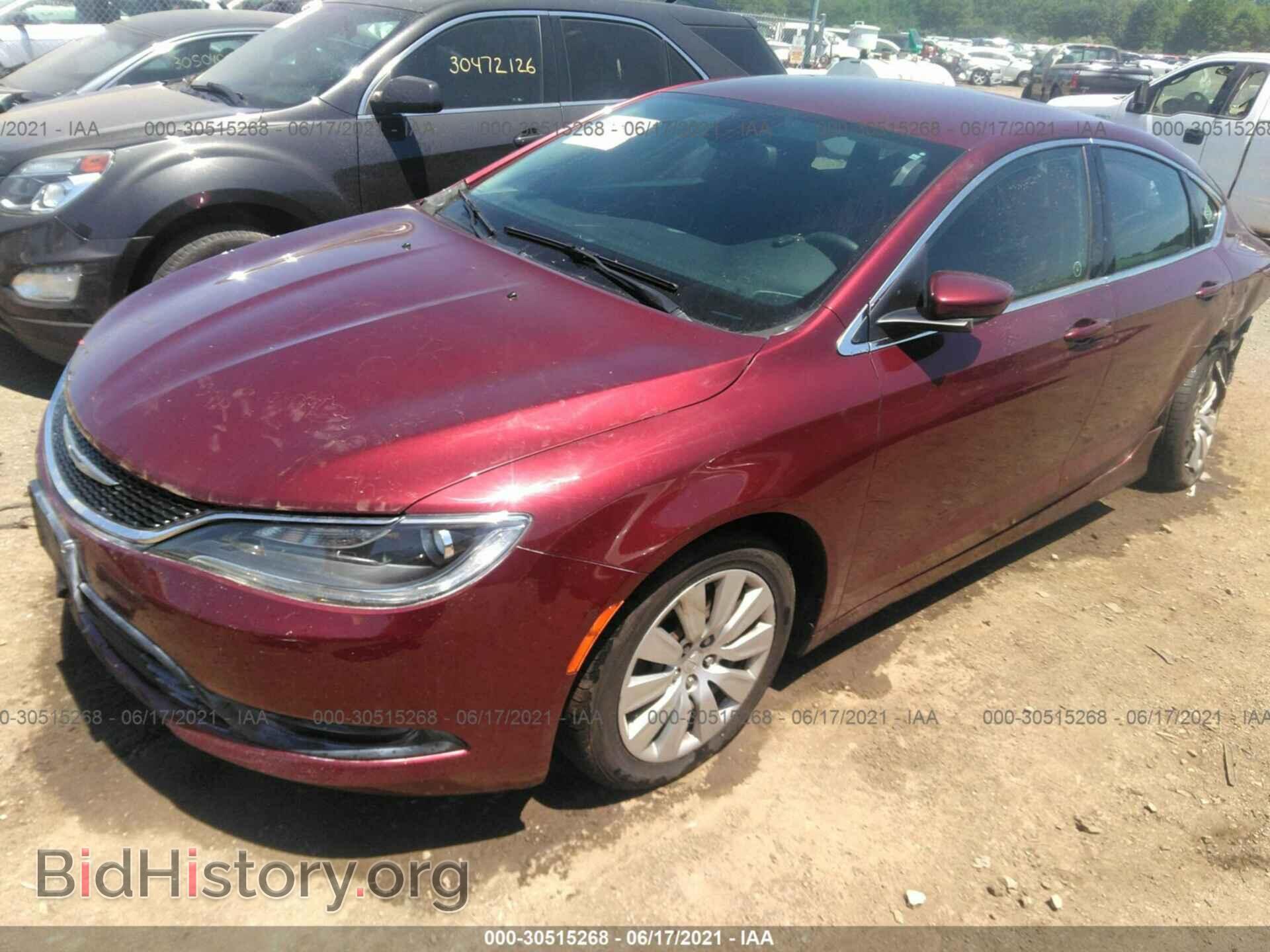 2015 CHRYSLER 200 - VIN: 1C3CCCFB7FN570463 - Photo 2