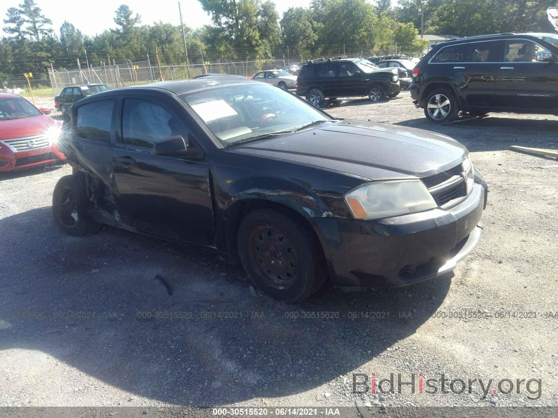 Photo 1B3LC46BX9N500527 - DODGE AVENGER 2009