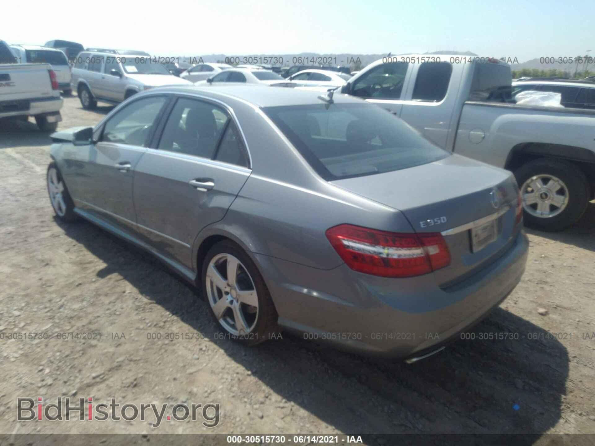 2011 MERCEDES-BENZ E-CLASS - VIN: WDDHF5GB2BA413806 - Фото 3