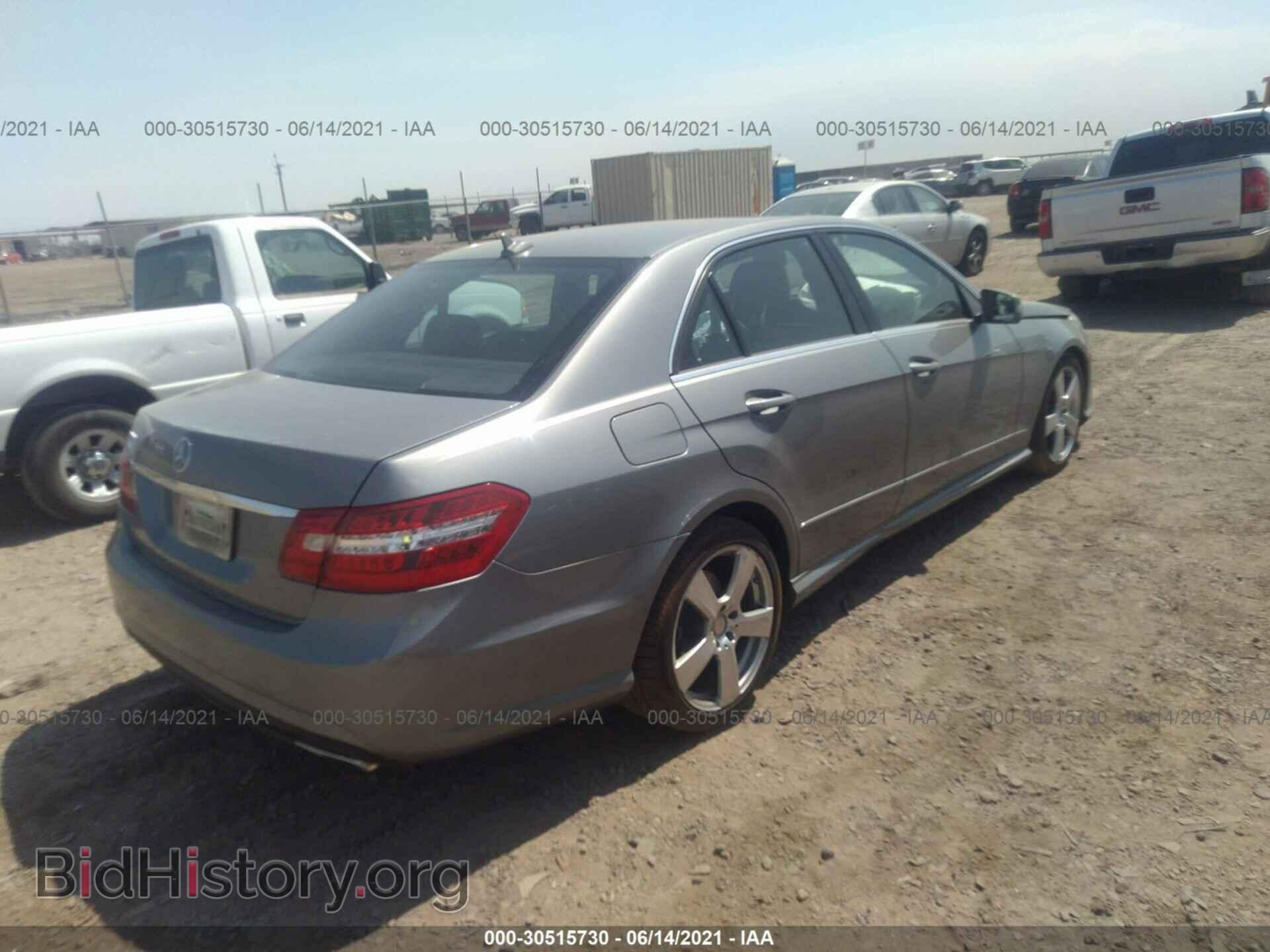 2011 MERCEDES-BENZ E-CLASS - VIN: WDDHF5GB2BA413806 - Фото 4