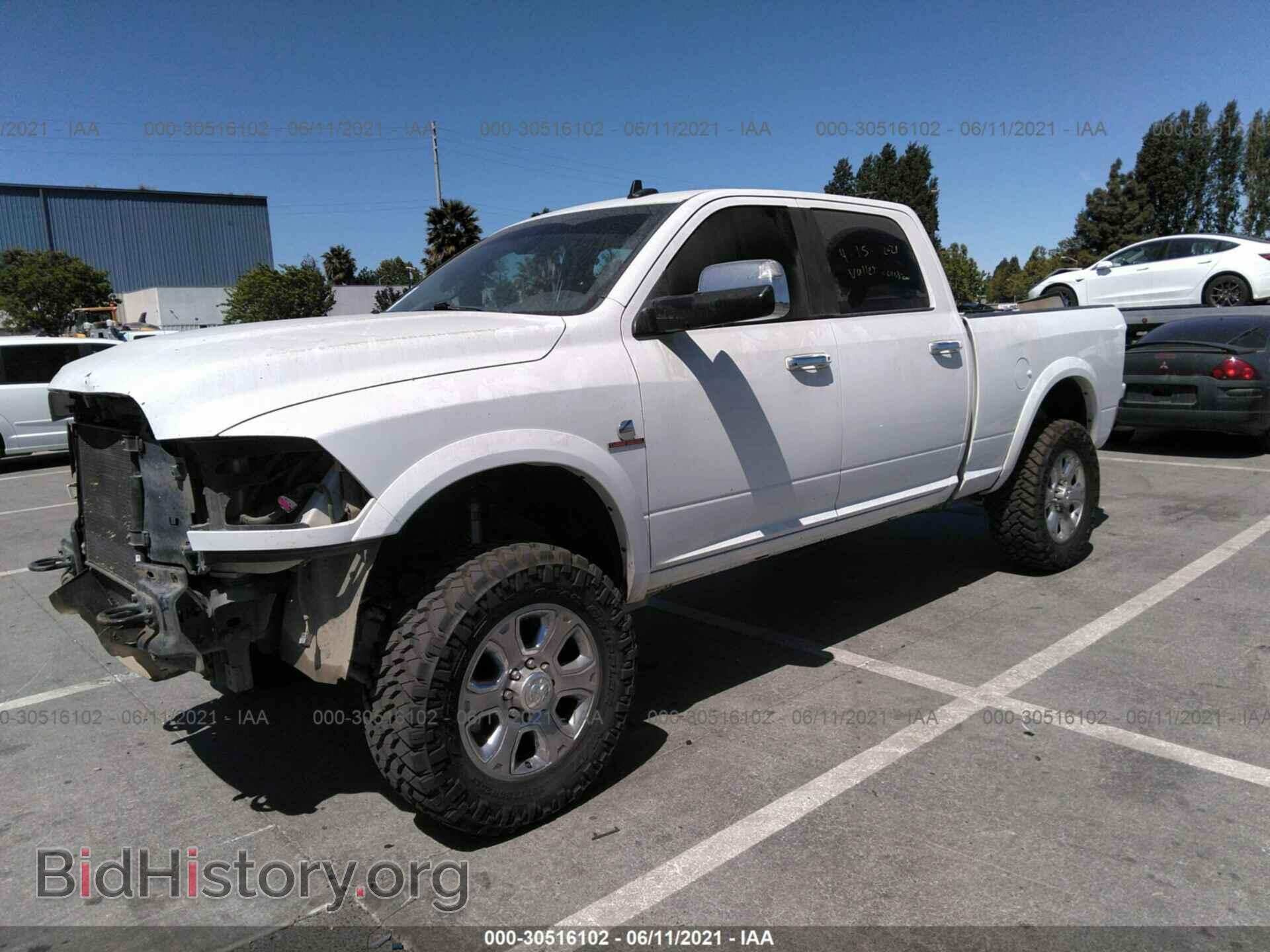 2015 RAM 2500 - VIN: 3C6UR5FL5FG603897 - Фото 2