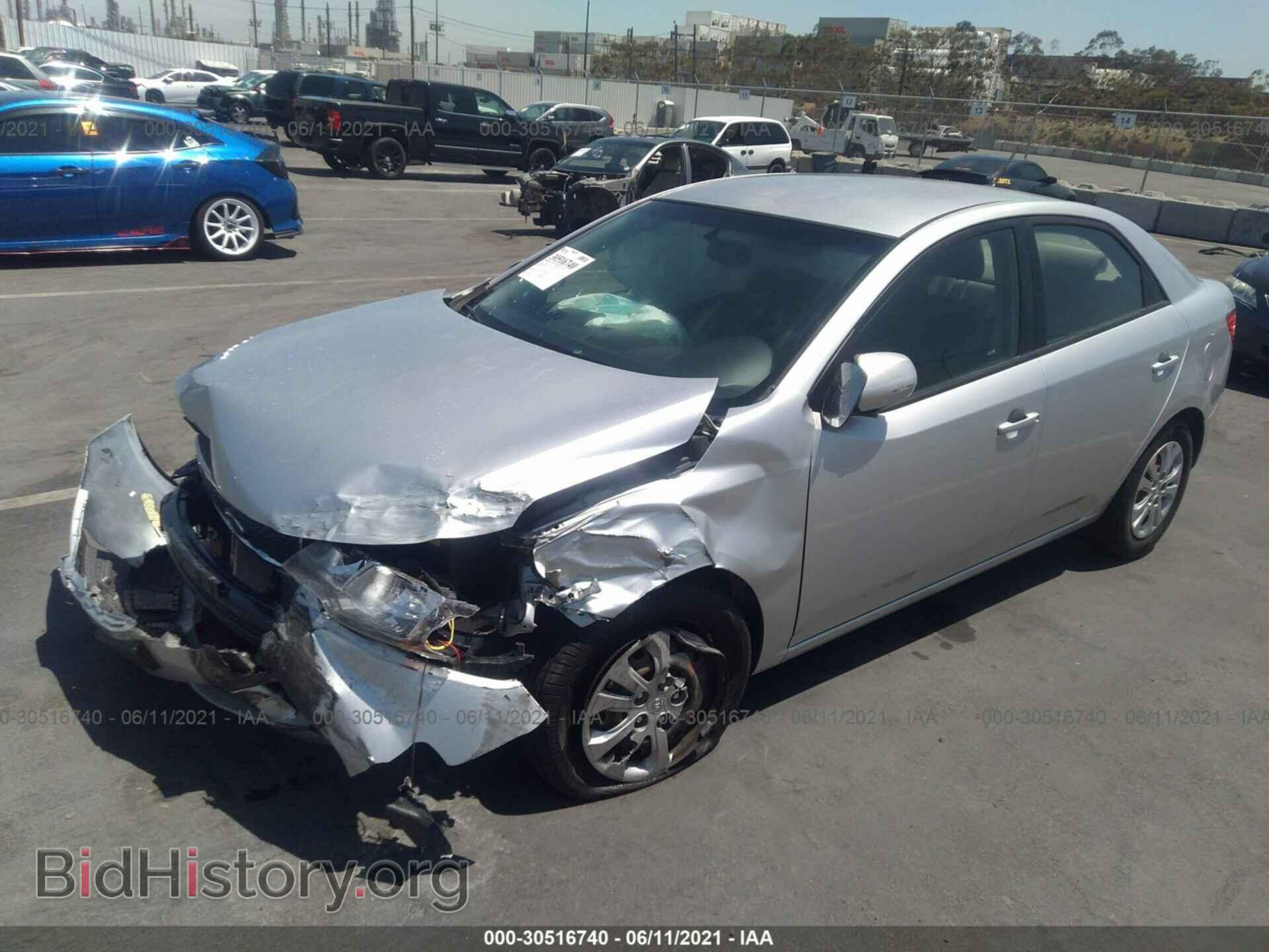 2011 KIA FORTE - VIN: KNAFU4A21B5405471 - Фото 2