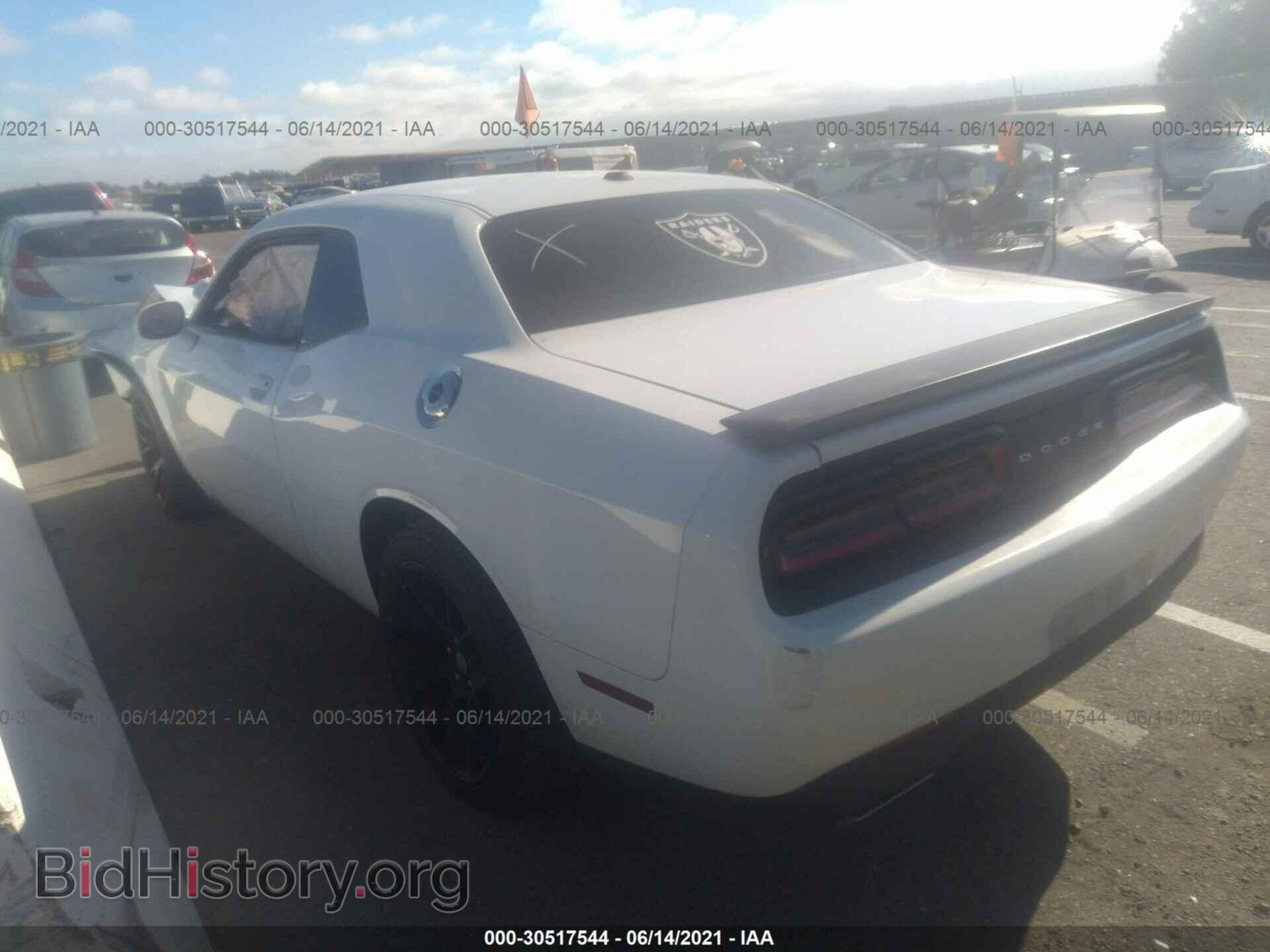 2015 DODGE CHALLENGER - VIN: 2C3CDZAT3FH839129 - Фото 3