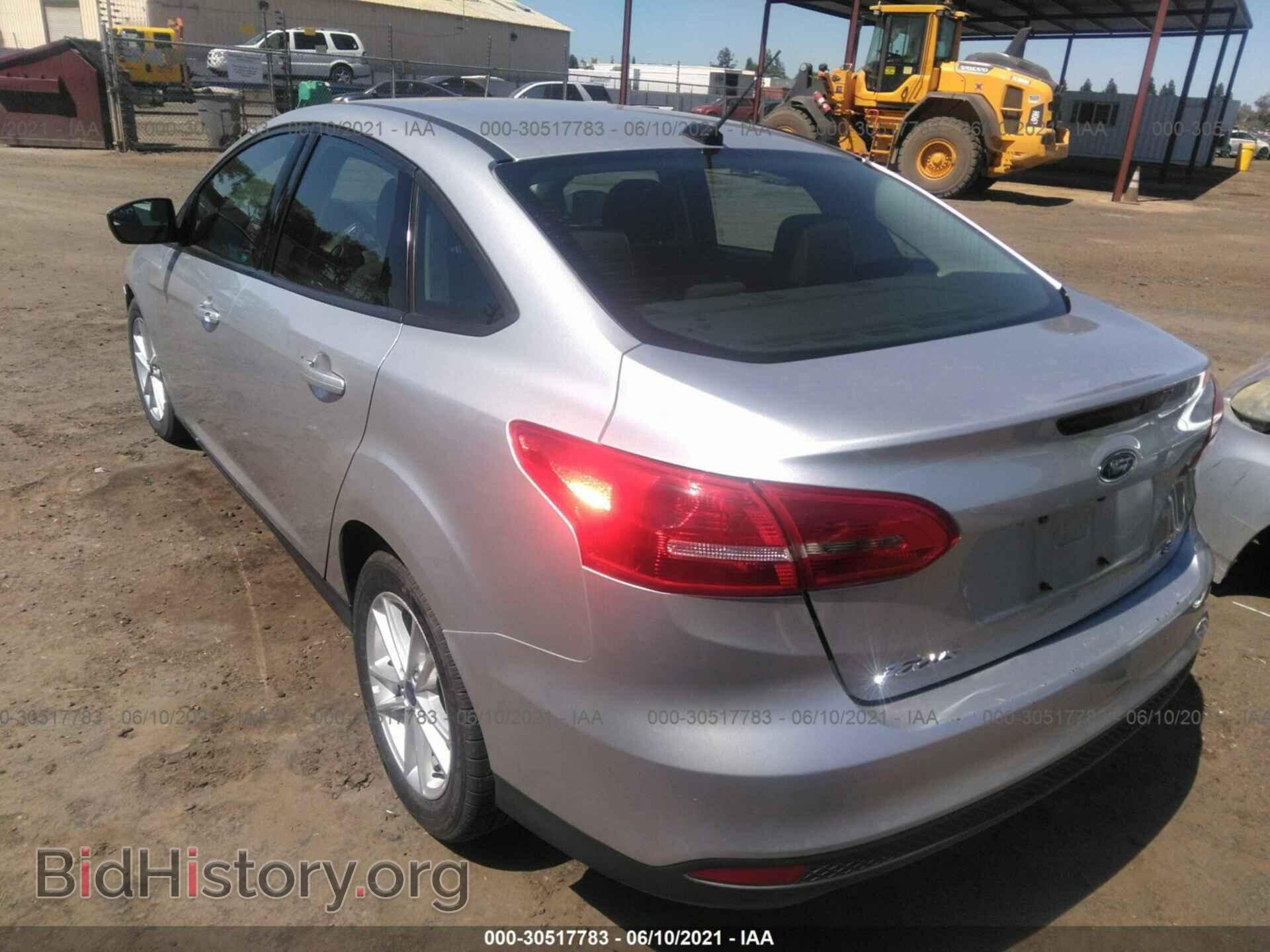 2017 FORD FOCUS - VIN: 1FADP3F27HL211736 - Photo 3