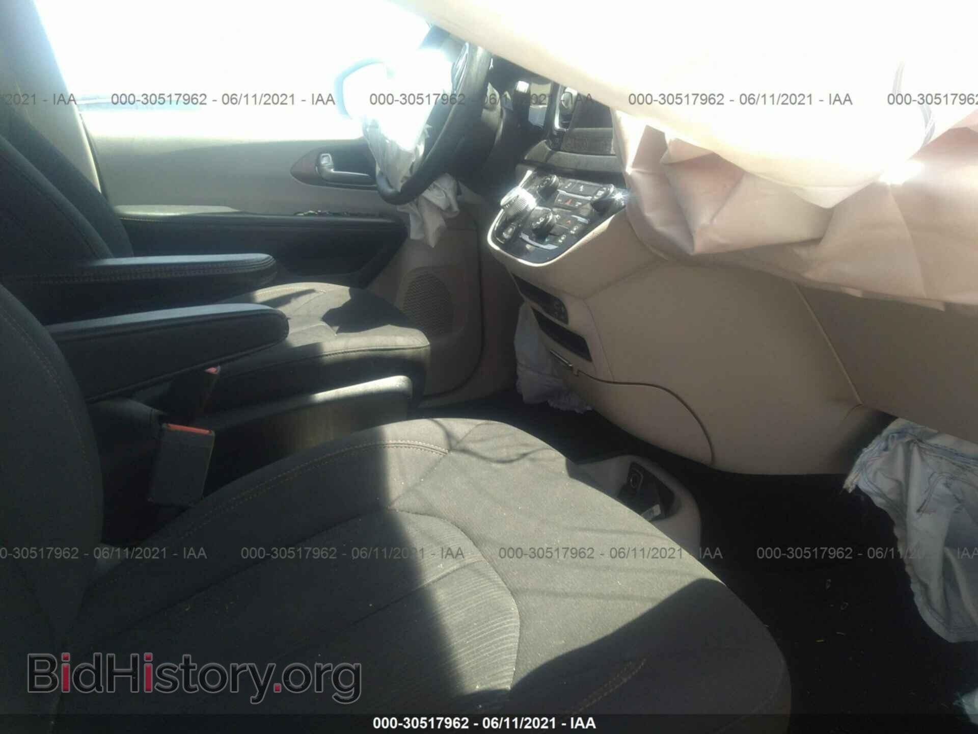 2019 CHRYSLER PACIFICA - VIN: 2C4RC1CG0KR652106 - Фото 5