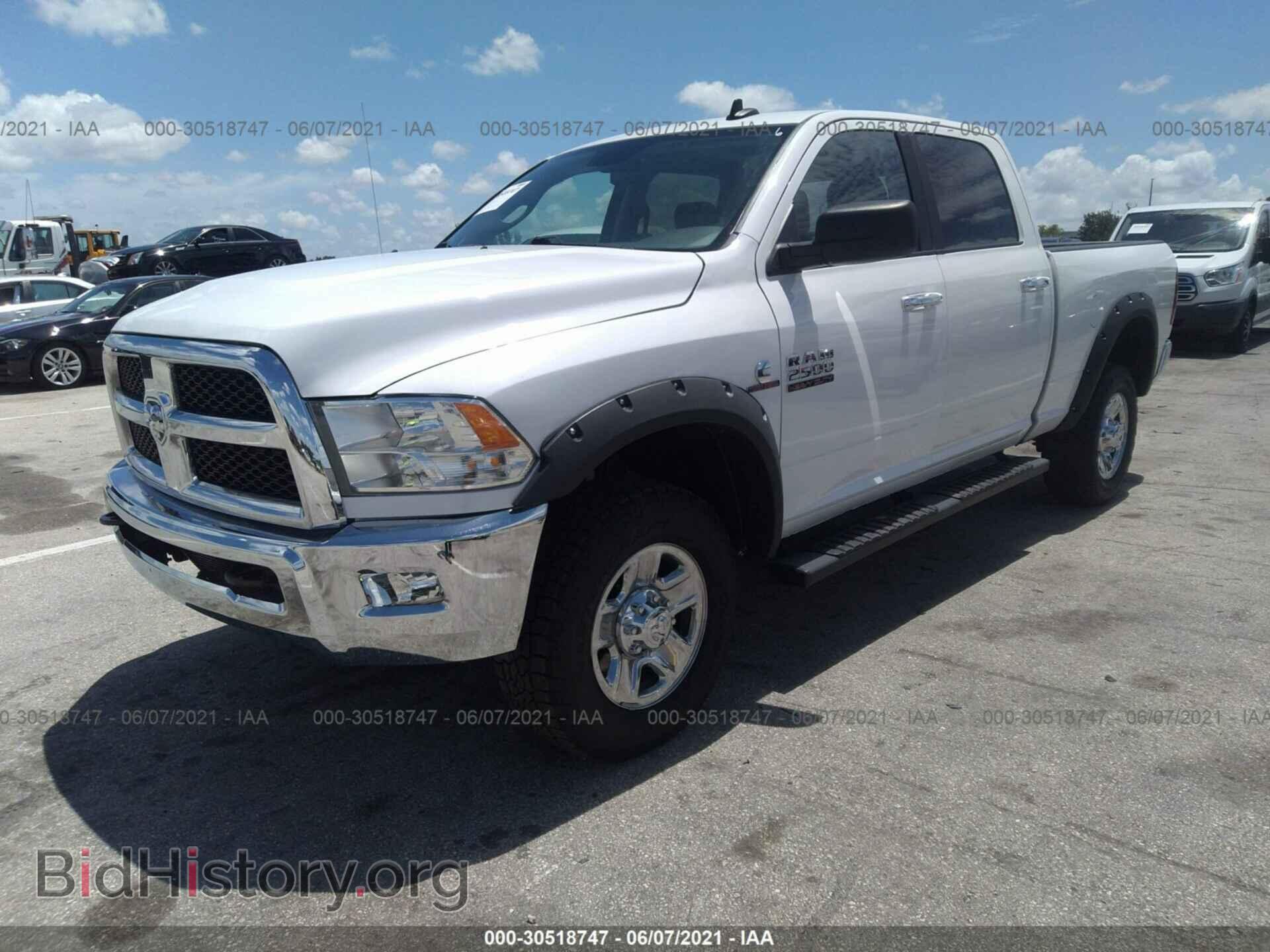 2017 RAM 2500 - VIN: 3C6UR5DL2HG551568 - Фото 2