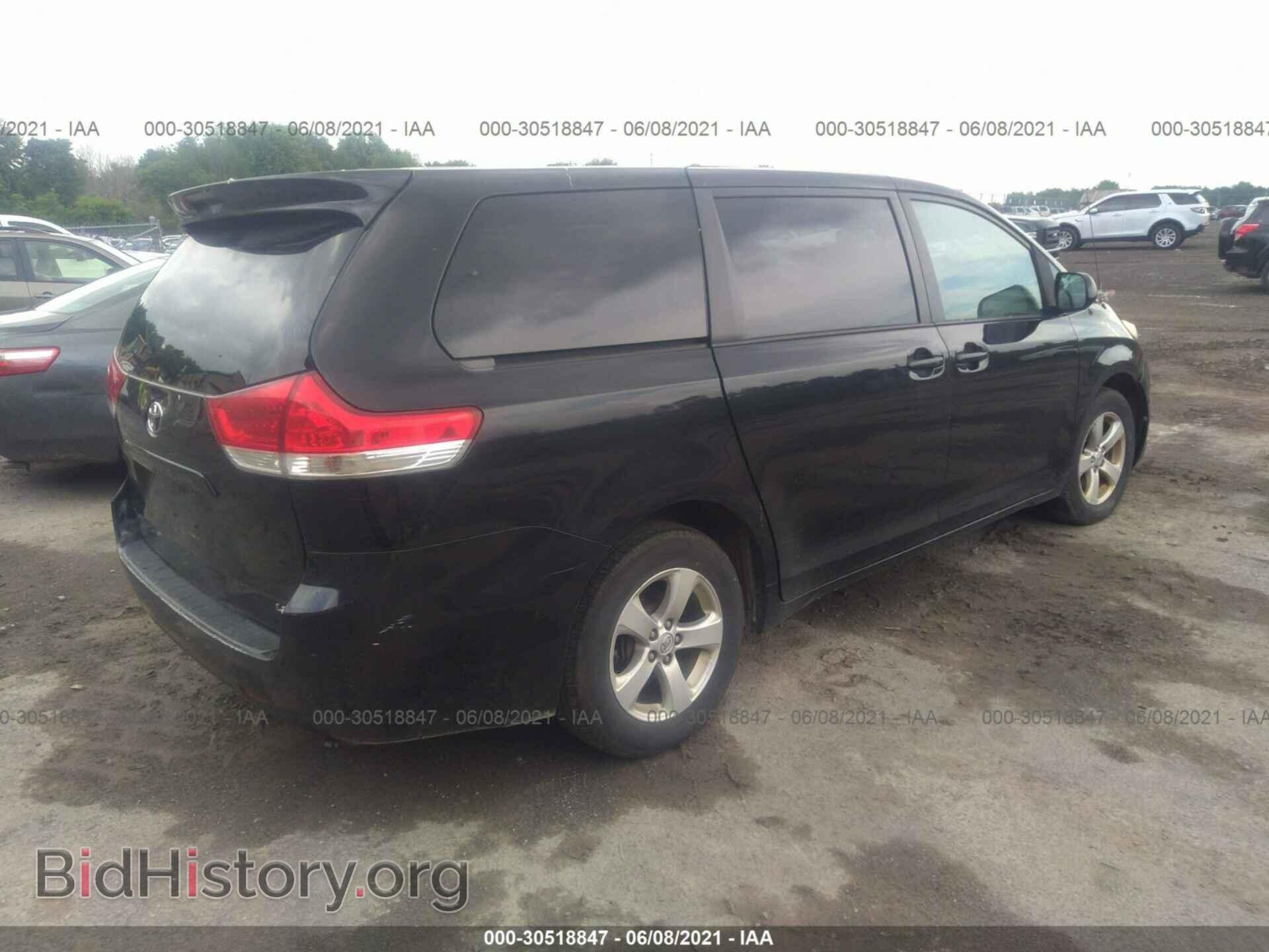 2012 TOYOTA SIENNA - VIN: 5TDKA3DC7CS014149 - Фото 4