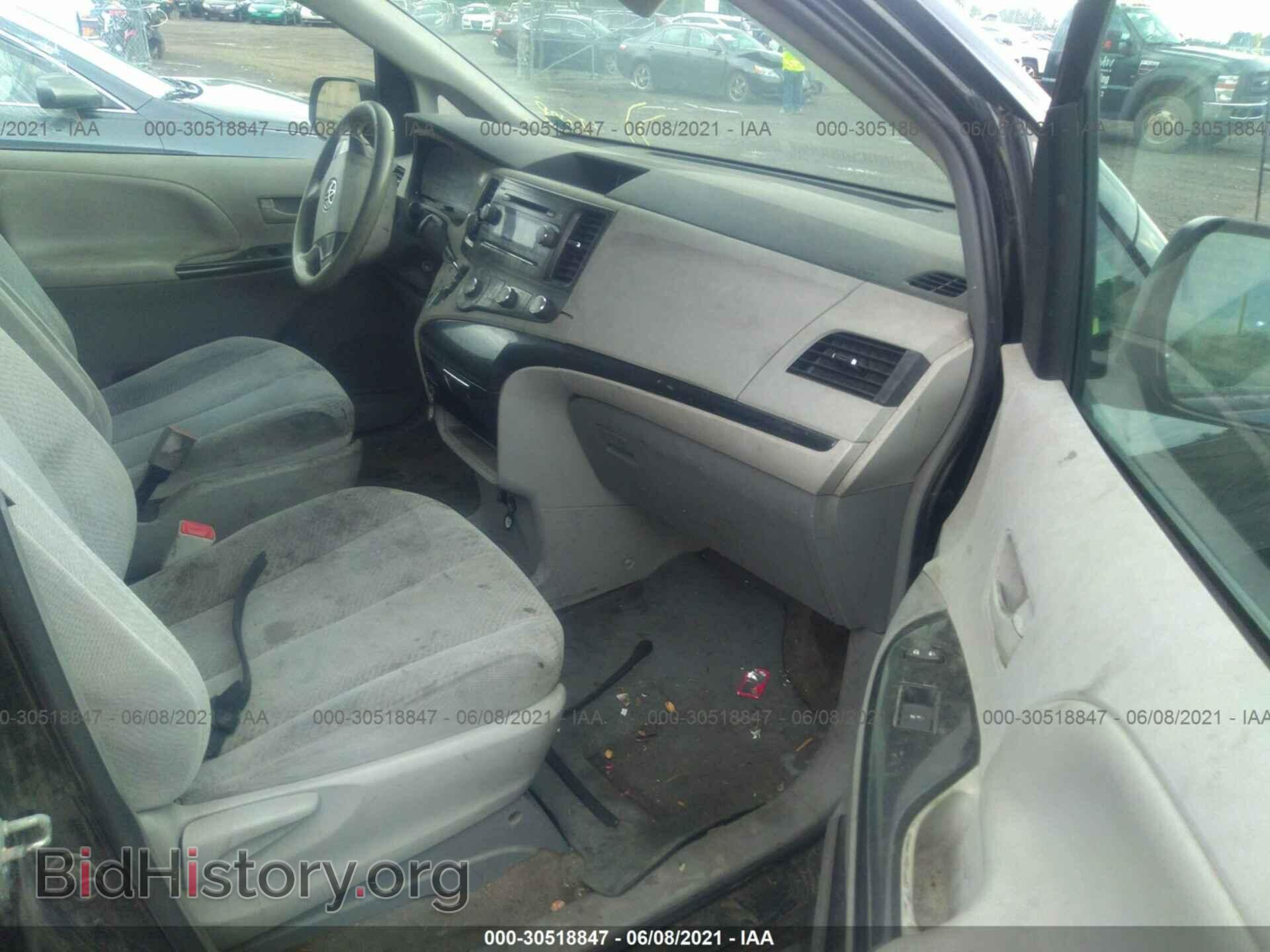 2012 TOYOTA SIENNA - VIN: 5TDKA3DC7CS014149 - Фото 5