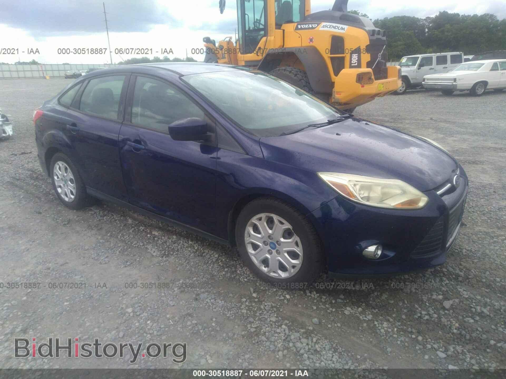 Фотография 1FAHP3F28CL163271 - FORD FOCUS 2012
